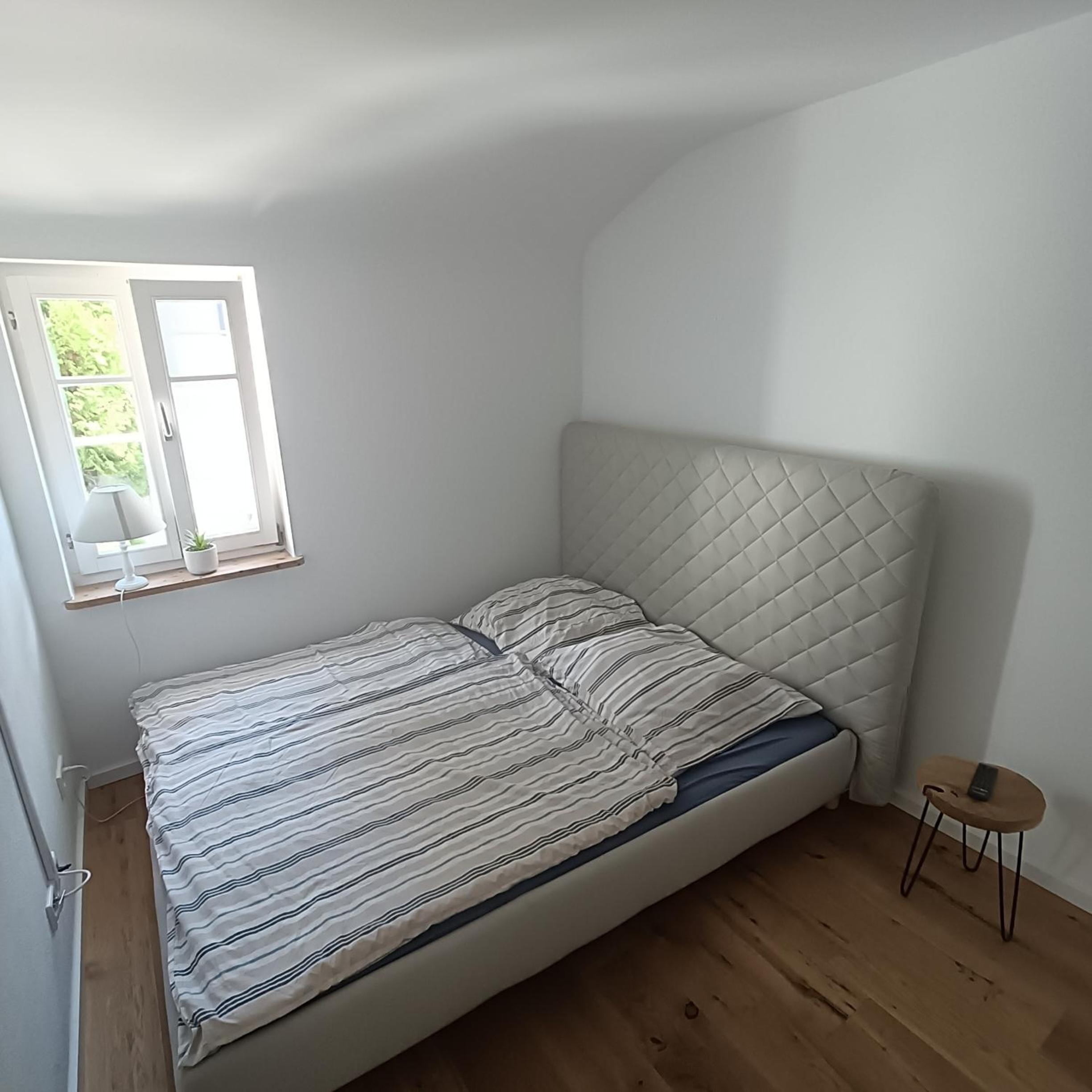 Queen Room photo 1