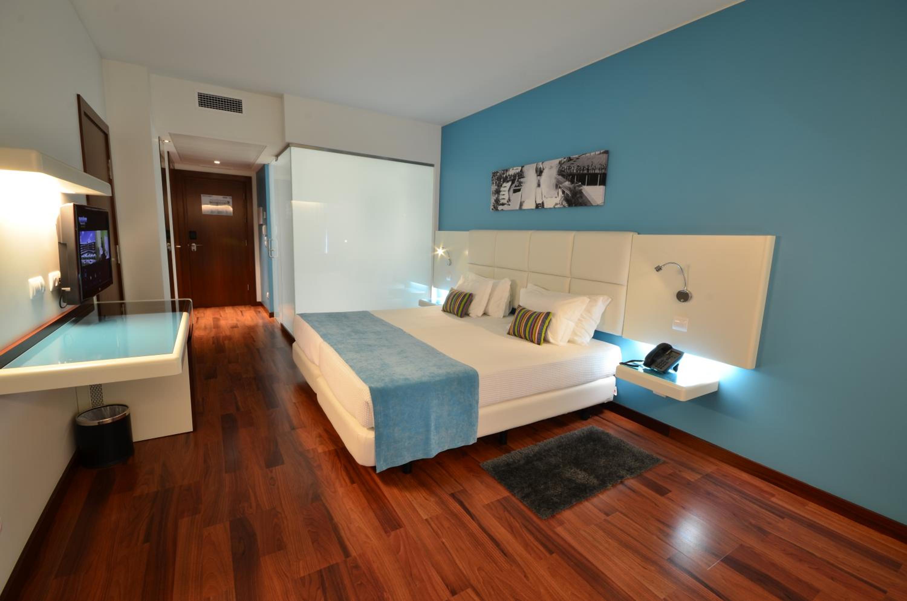 Twin Room (1 Adult + 1 Child) photo 3