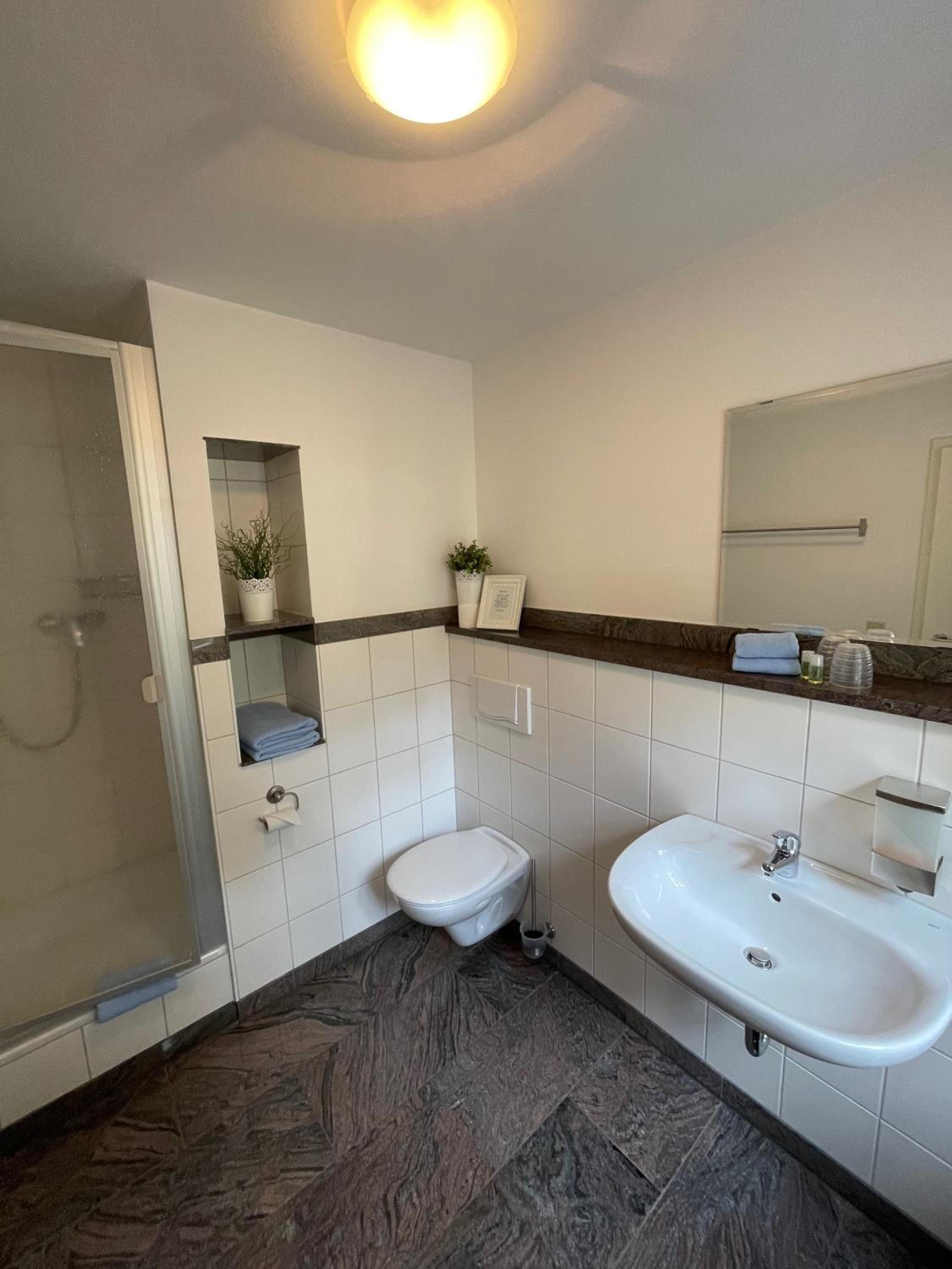 Double Room with Private Bathroom photo 2