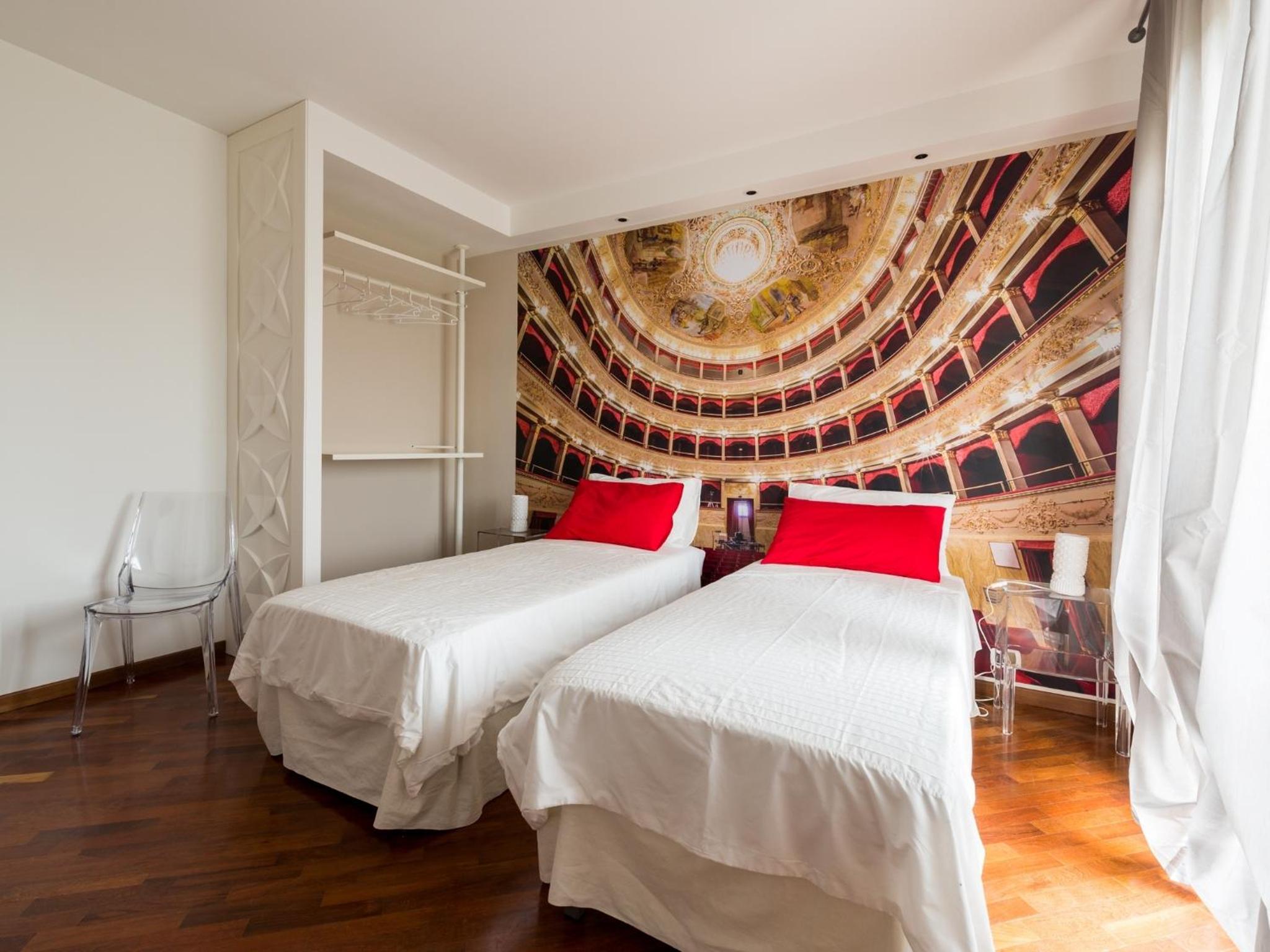 Double Or Twin Room With Private Bathroom photo 2