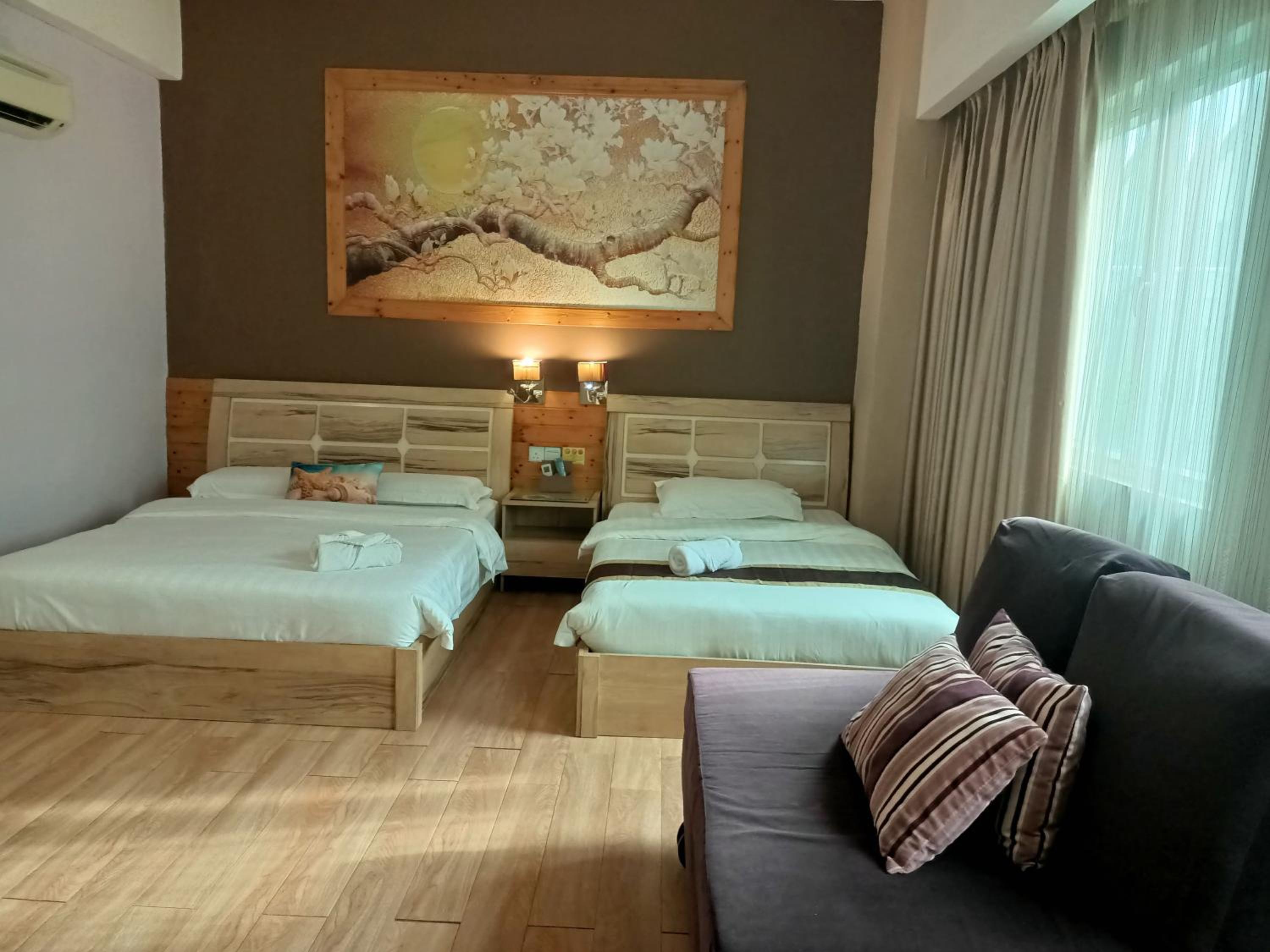 Premier Triple Room