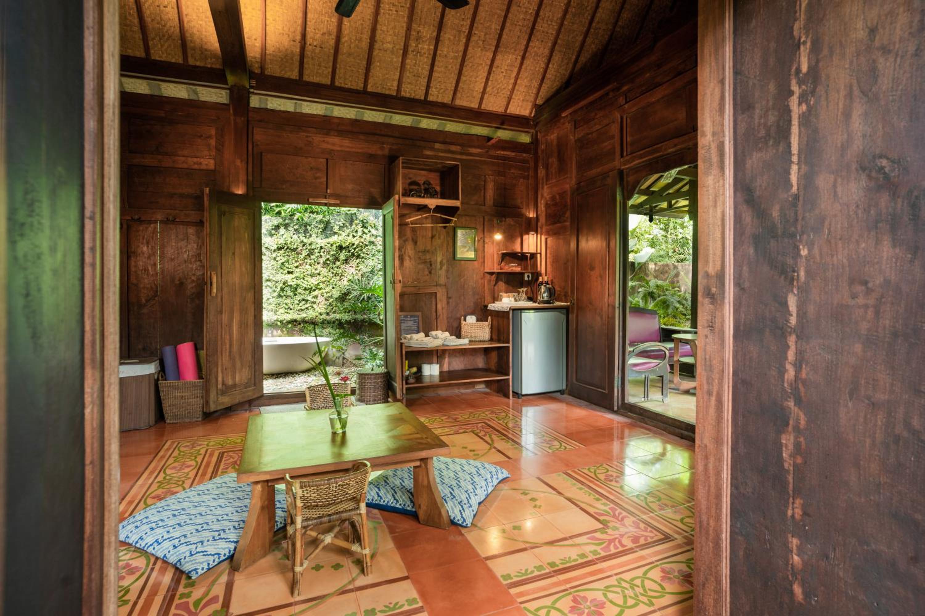 Deluxe Bungalow with Garden View - Photo 21
