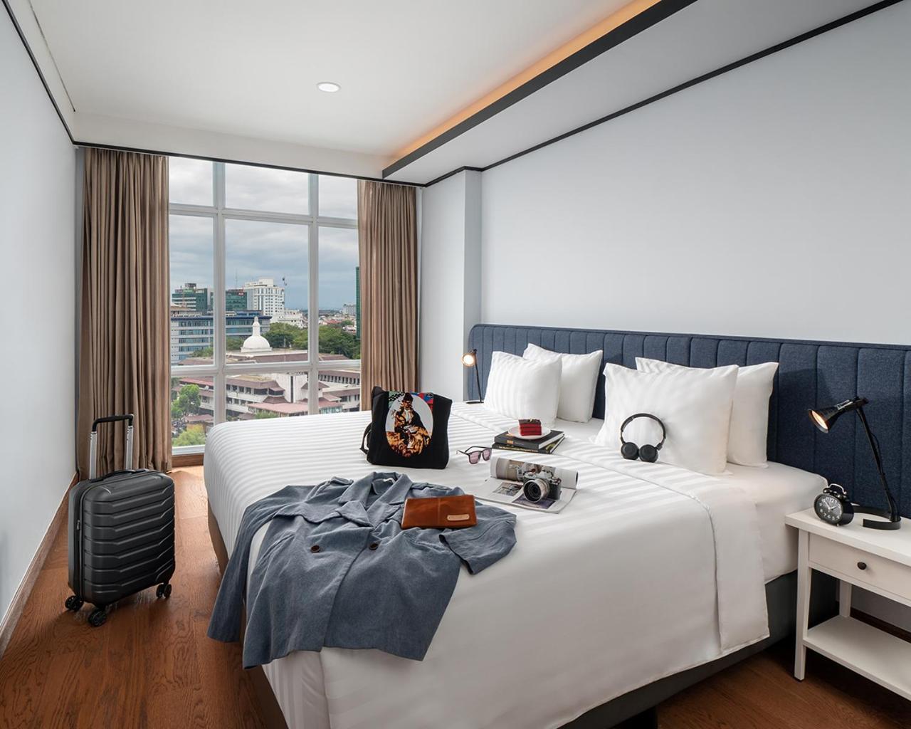 One-Bedroom Suite - Photo 1