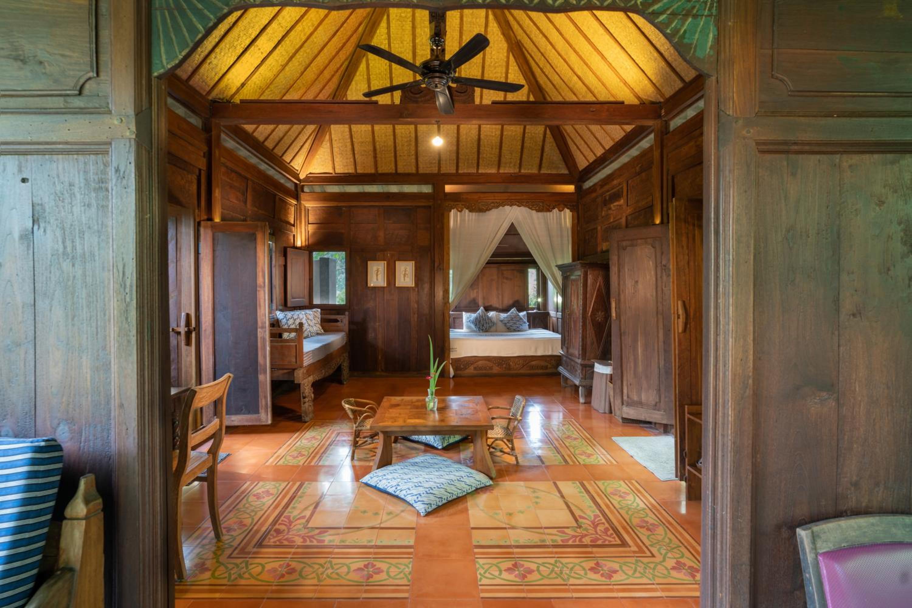 Deluxe Bungalow with Garden View - Photo 4