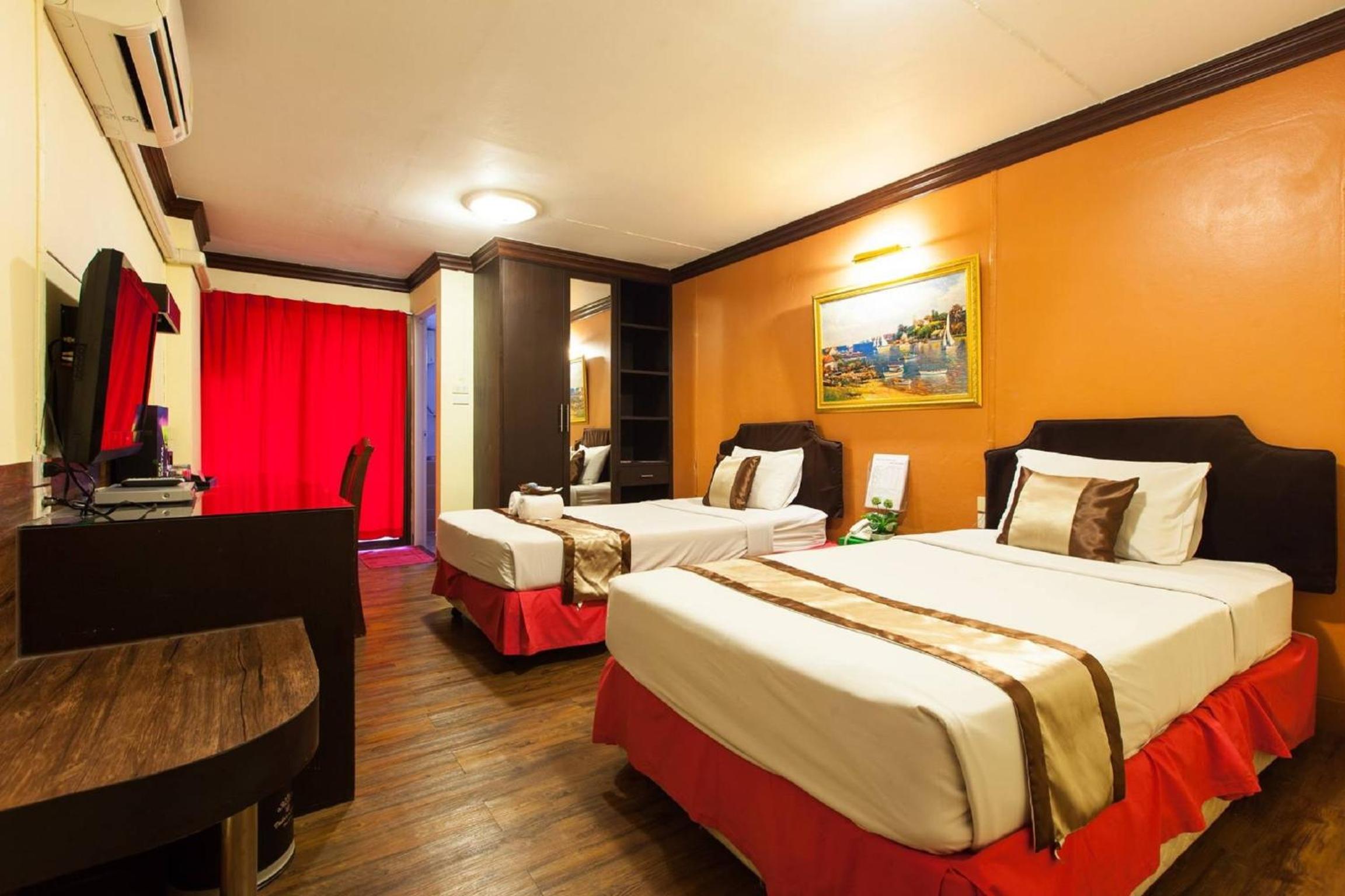 Deluxe Twin Room photo 1