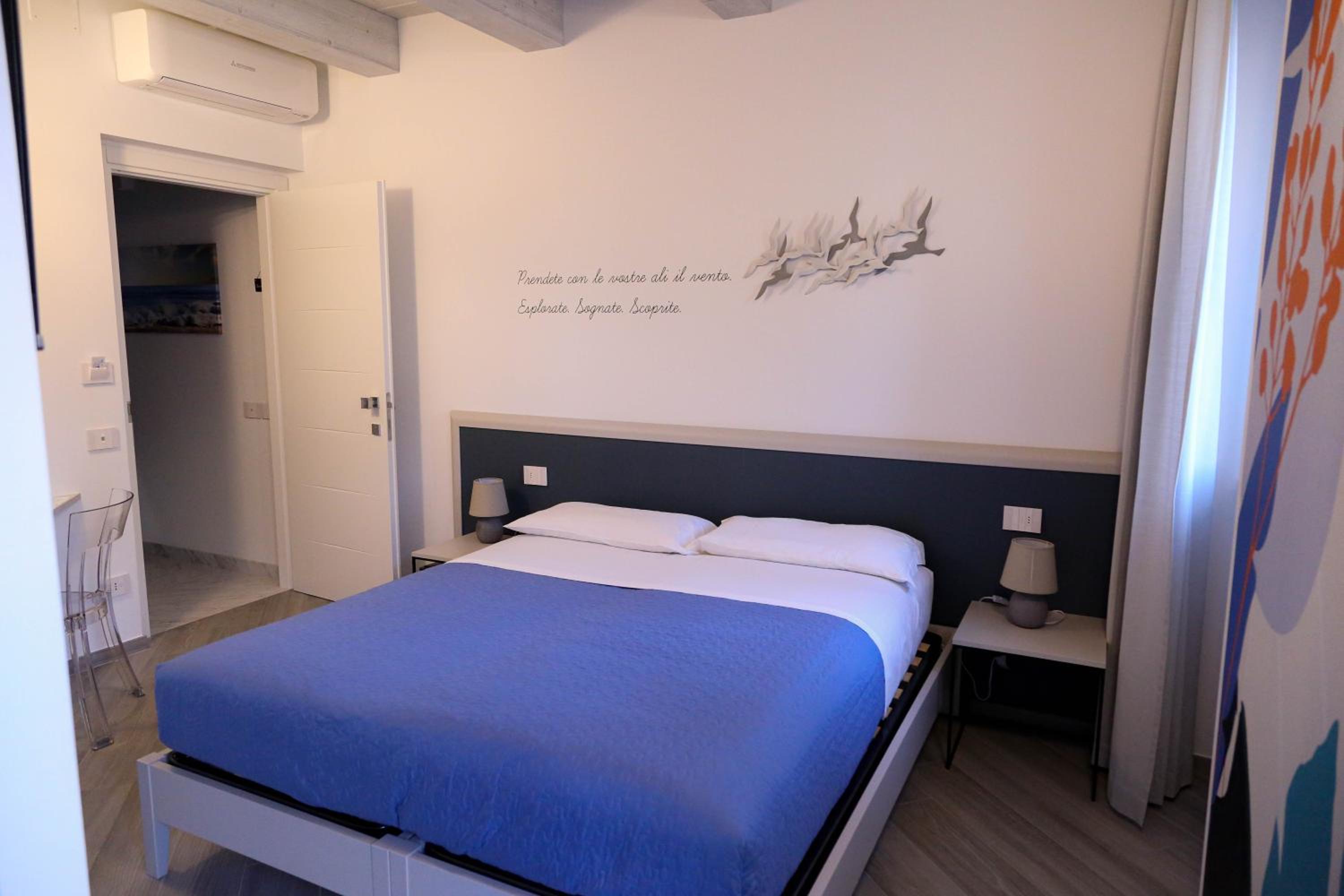 Double or Twin Room with Private Bathroom photo 1