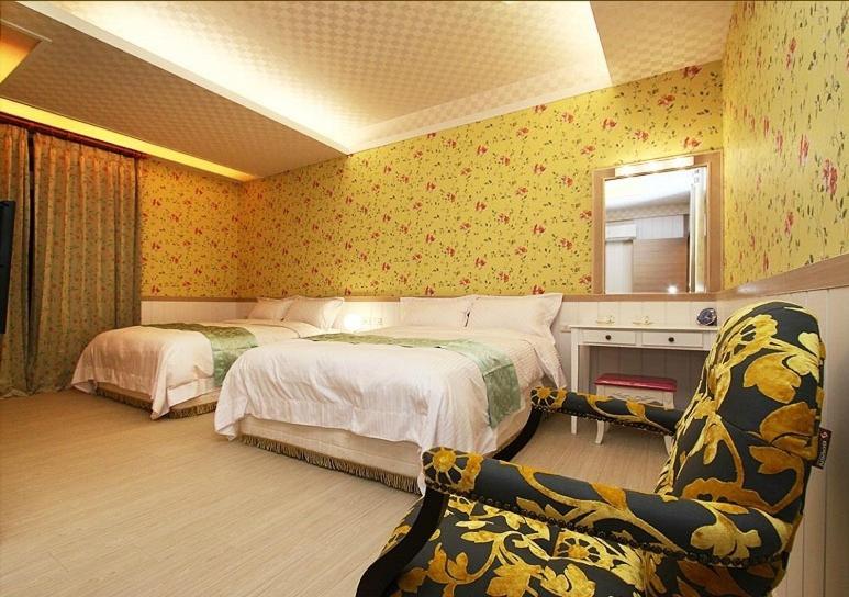 Quadruple Room photo 2