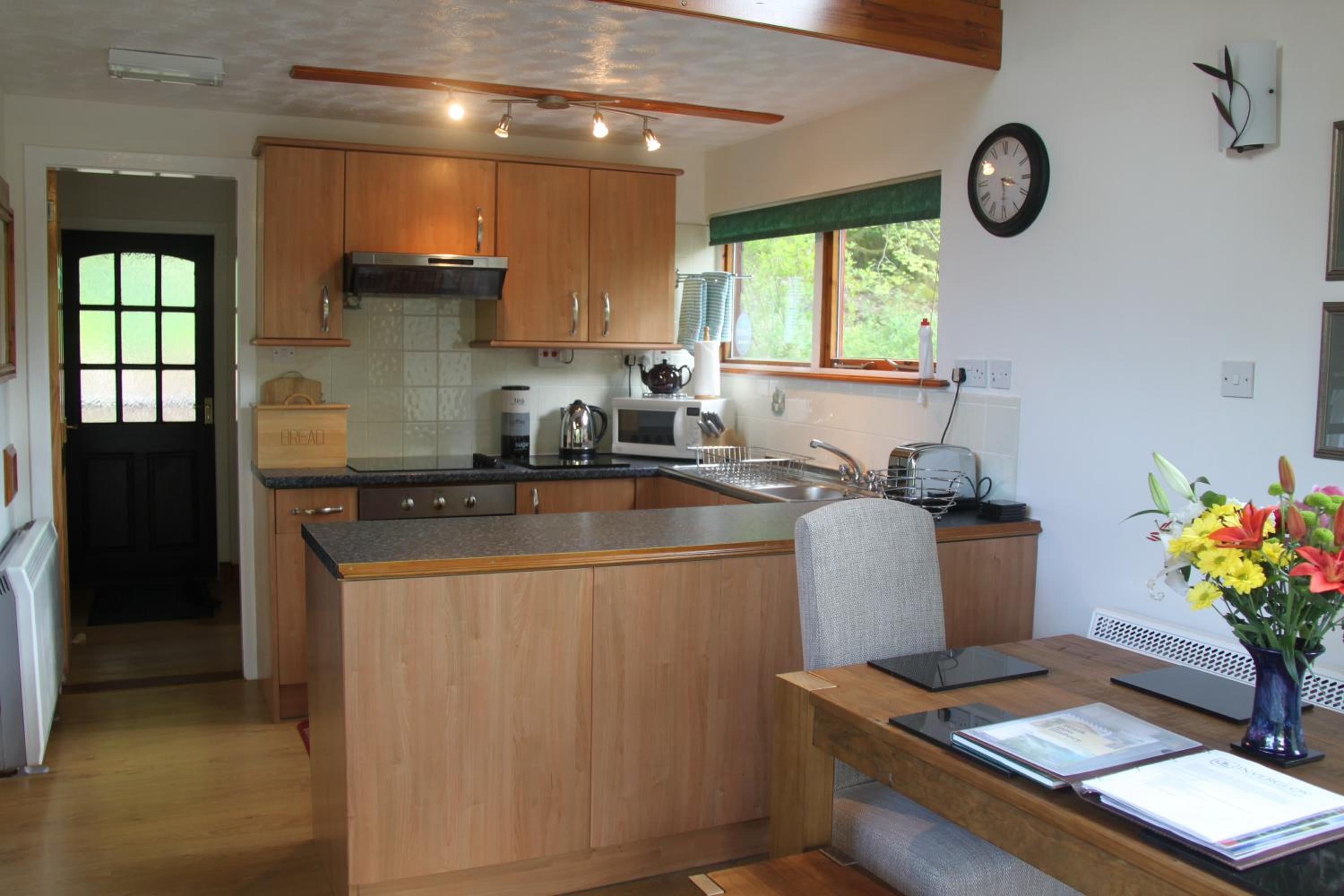 Three-Bedroom Chalet - Arkaig Lodge photo 3