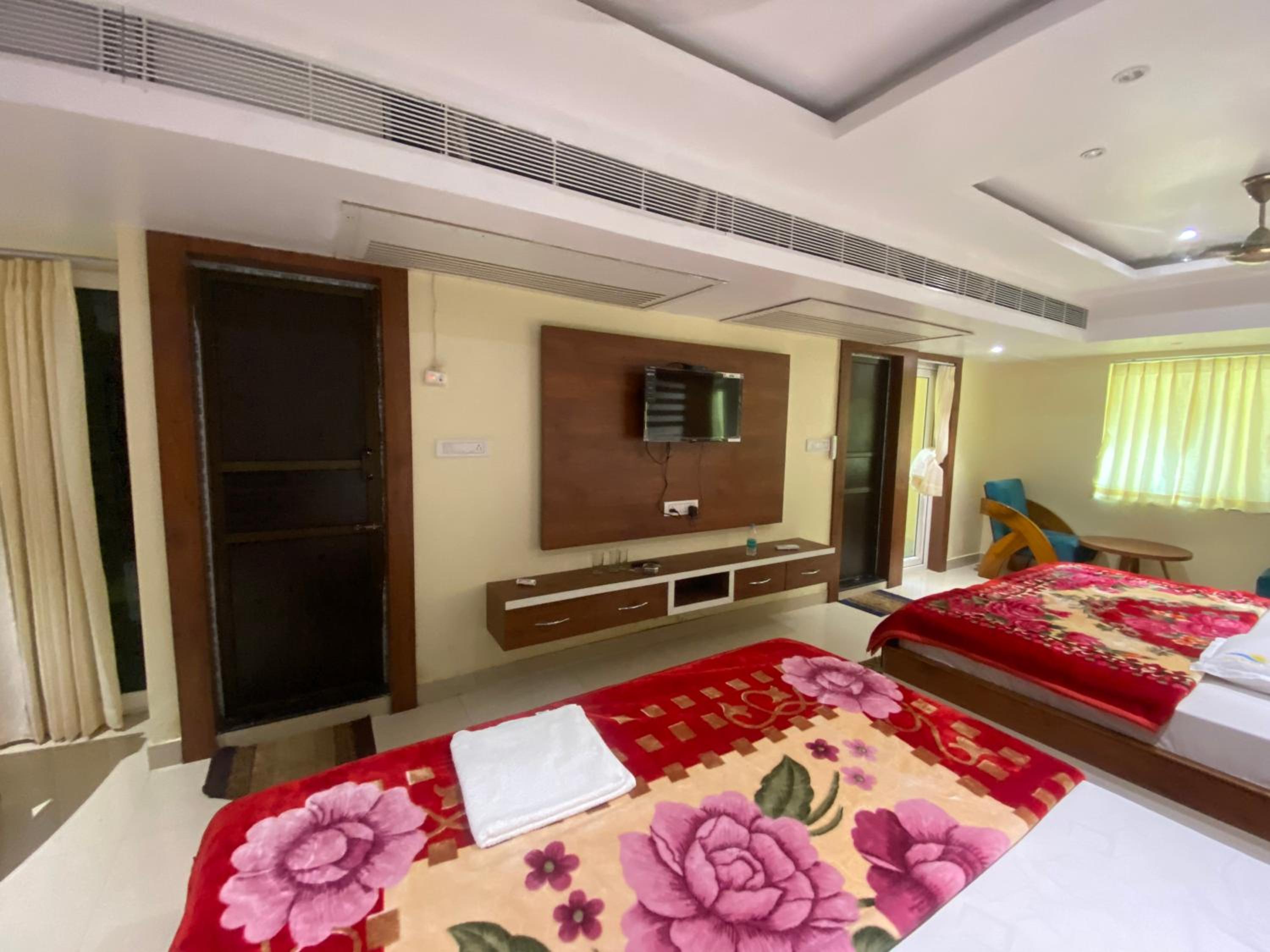 Deluxe Quadruple Room photo 3