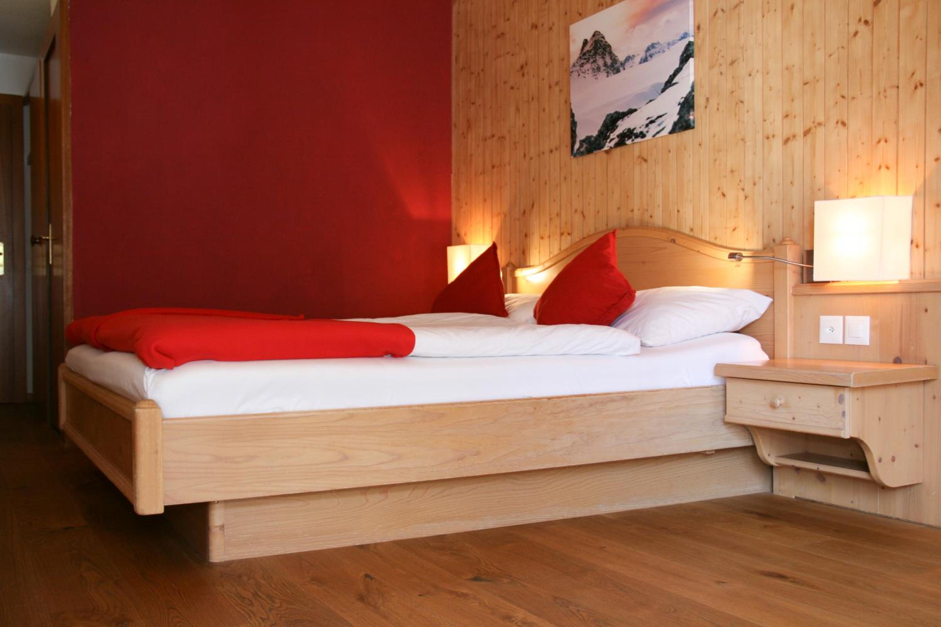 Standard Double Room - Photo 3
