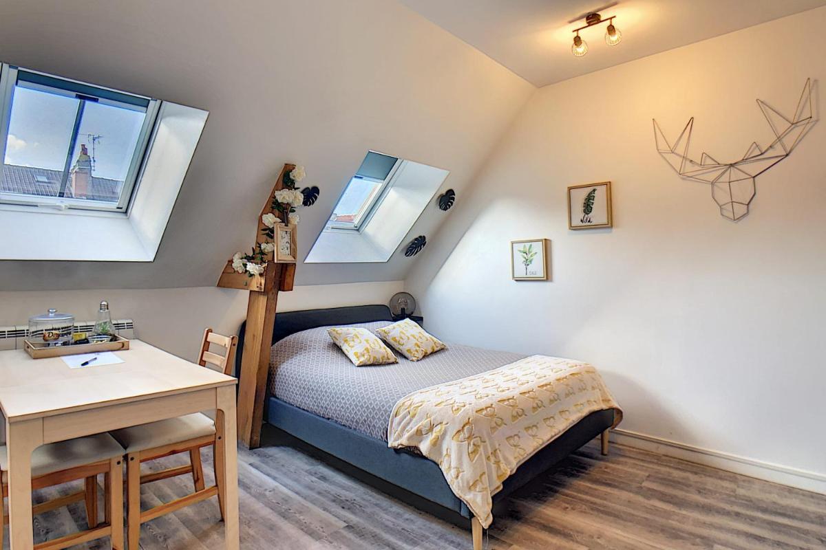 Studio Apartment