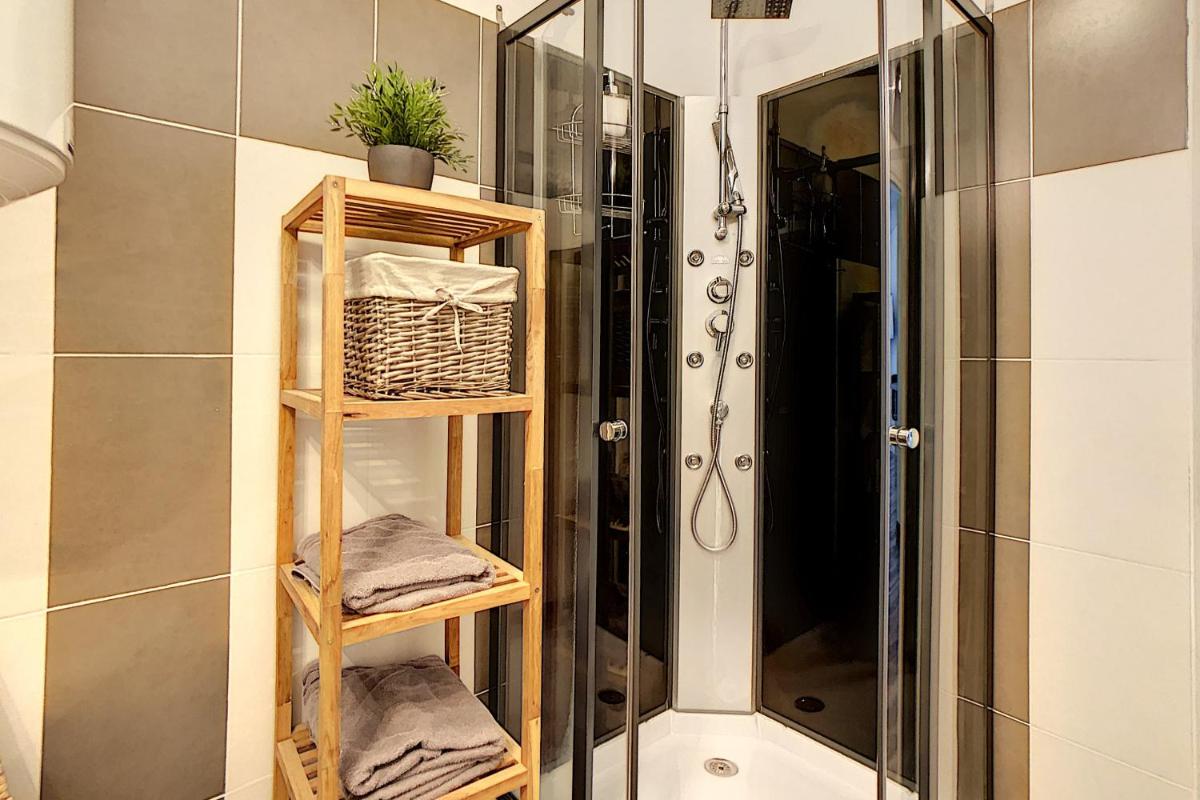 Studio Apartment photo 2