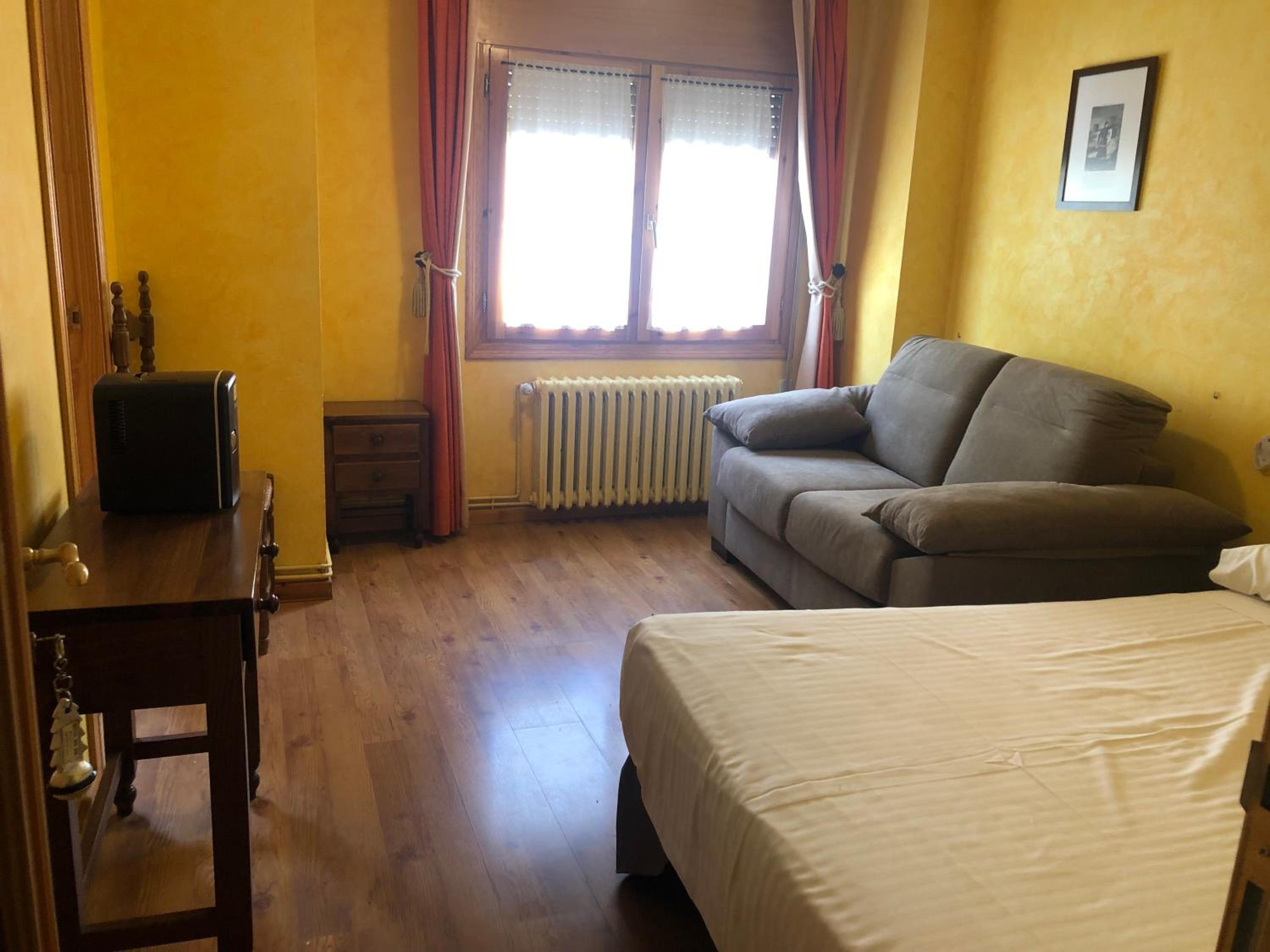 Family Room - Photo 1