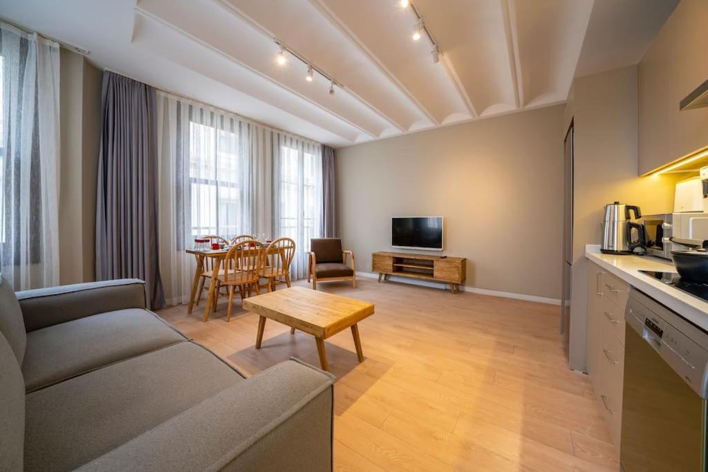 Two-Bedroom Family Apartment photo 1