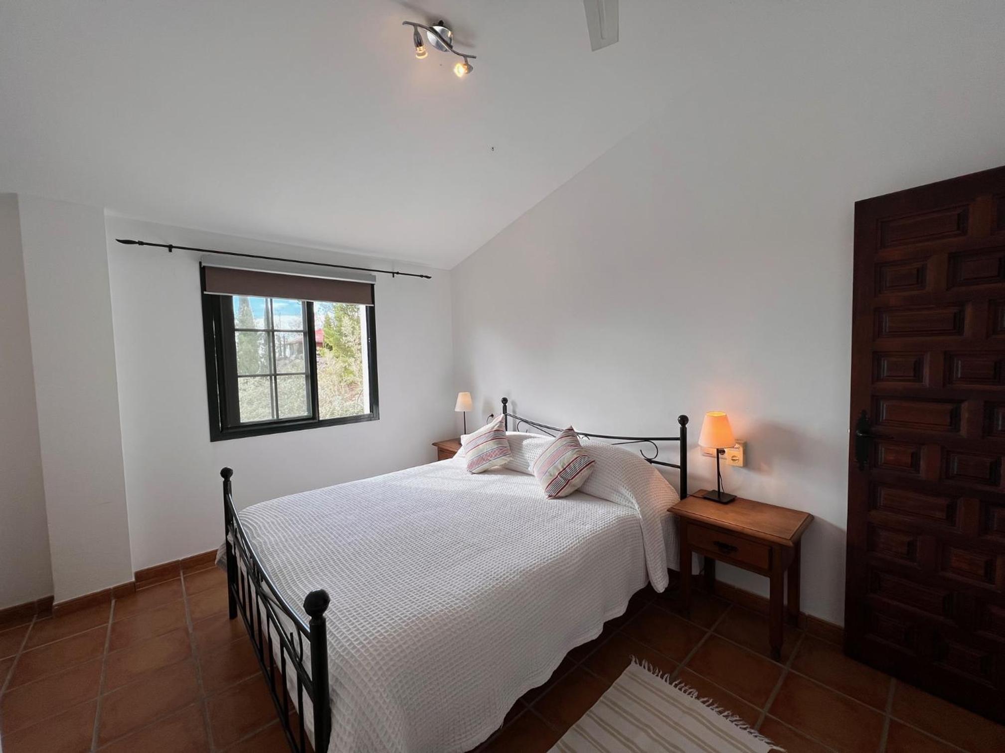 Apartamento con vista a la piscina