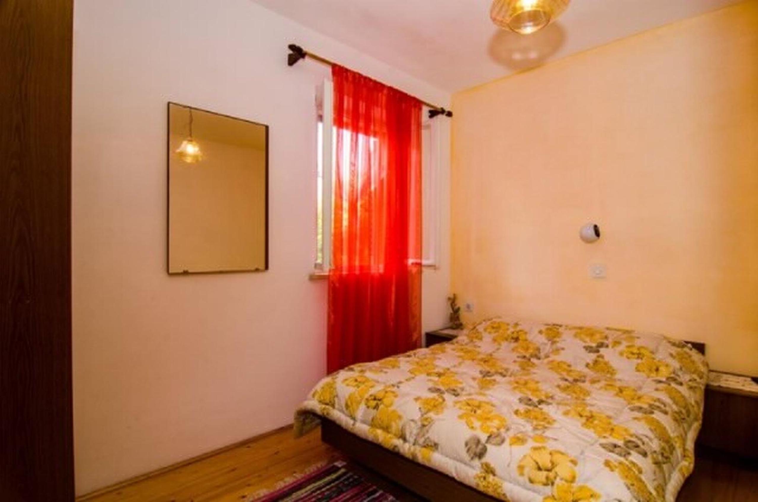One-Bedroom Apartment with Terrace photo 1
