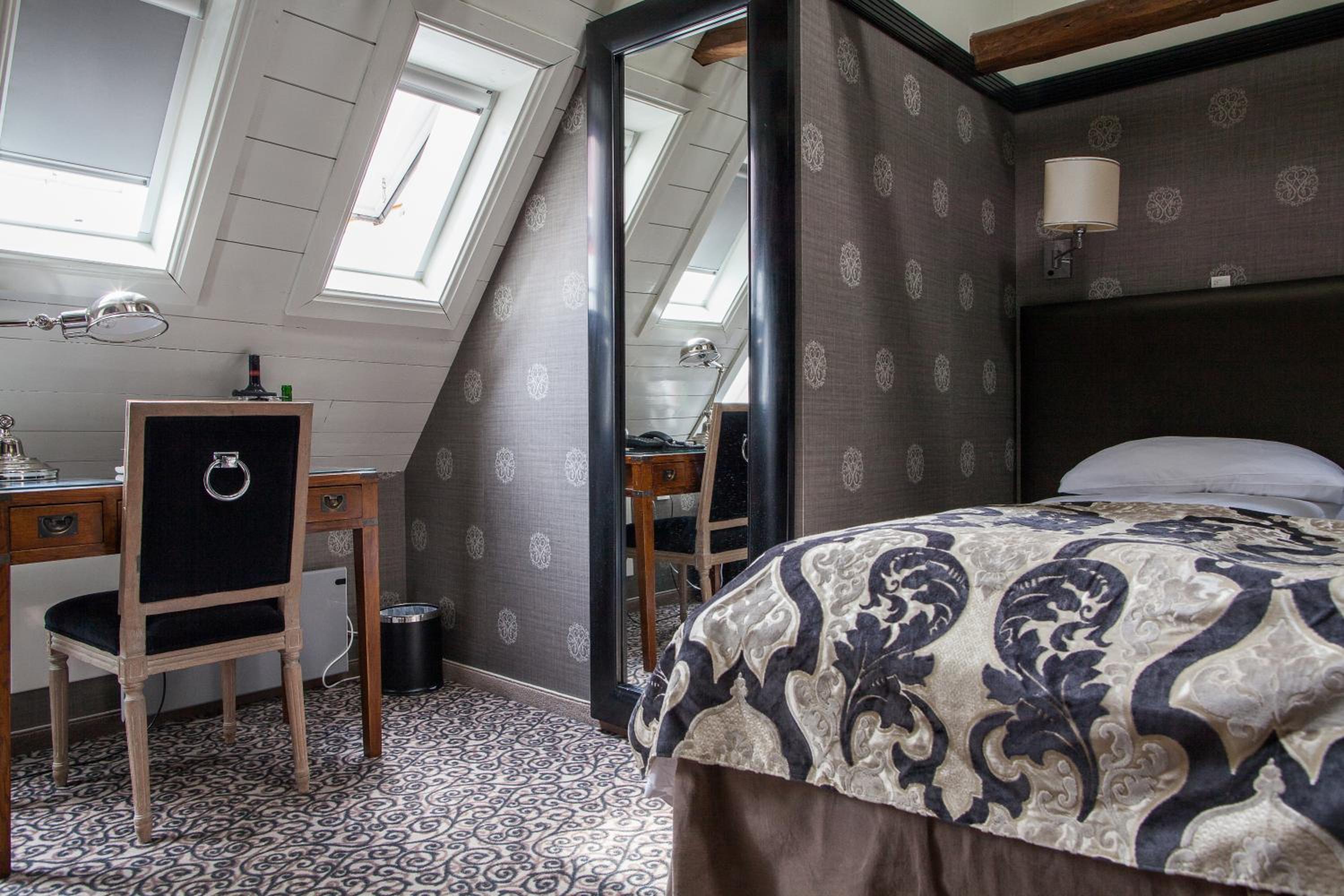 Petit standard room photo 3