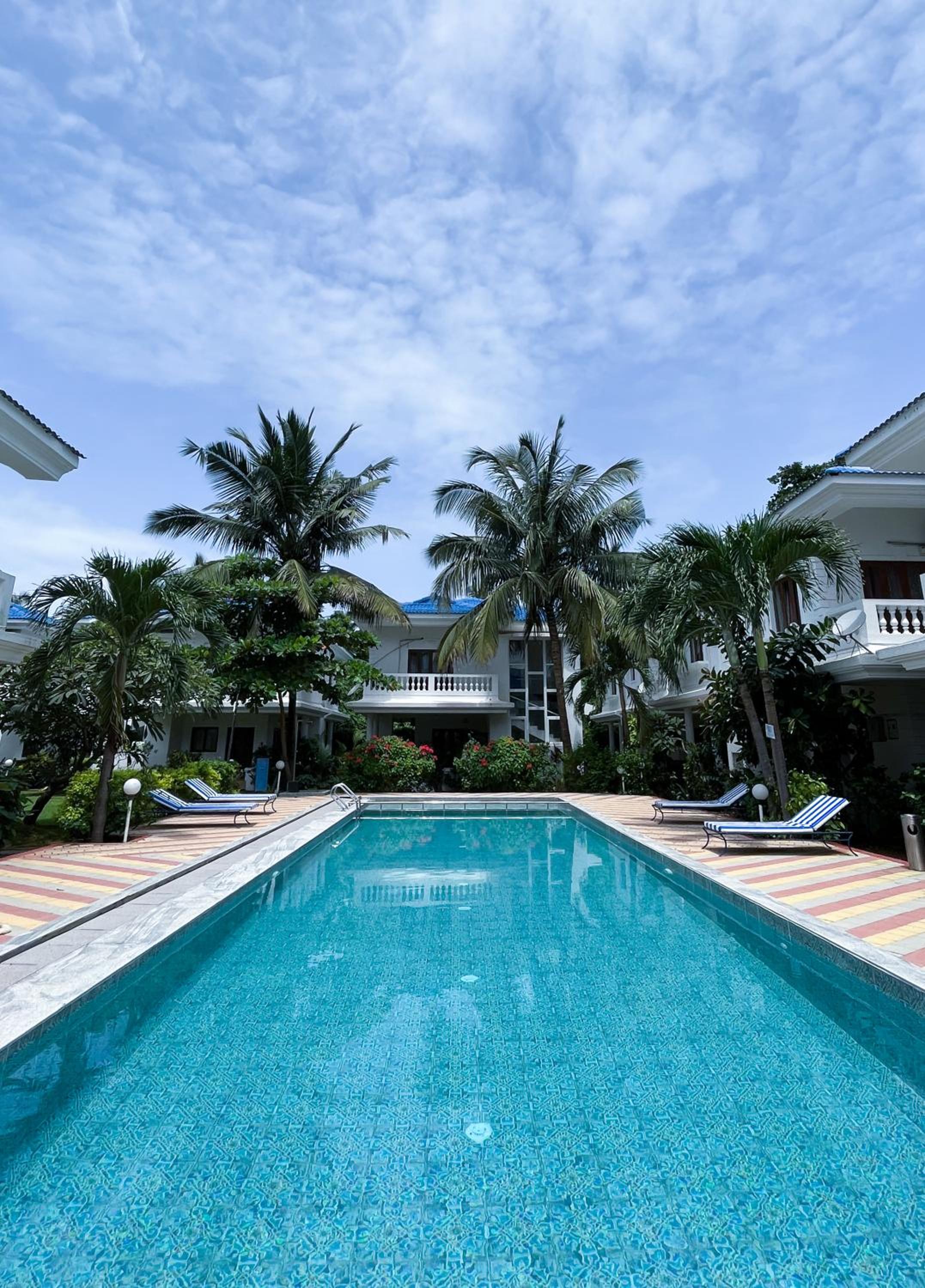 Three-Bedroom Villa with Pool View photo 2