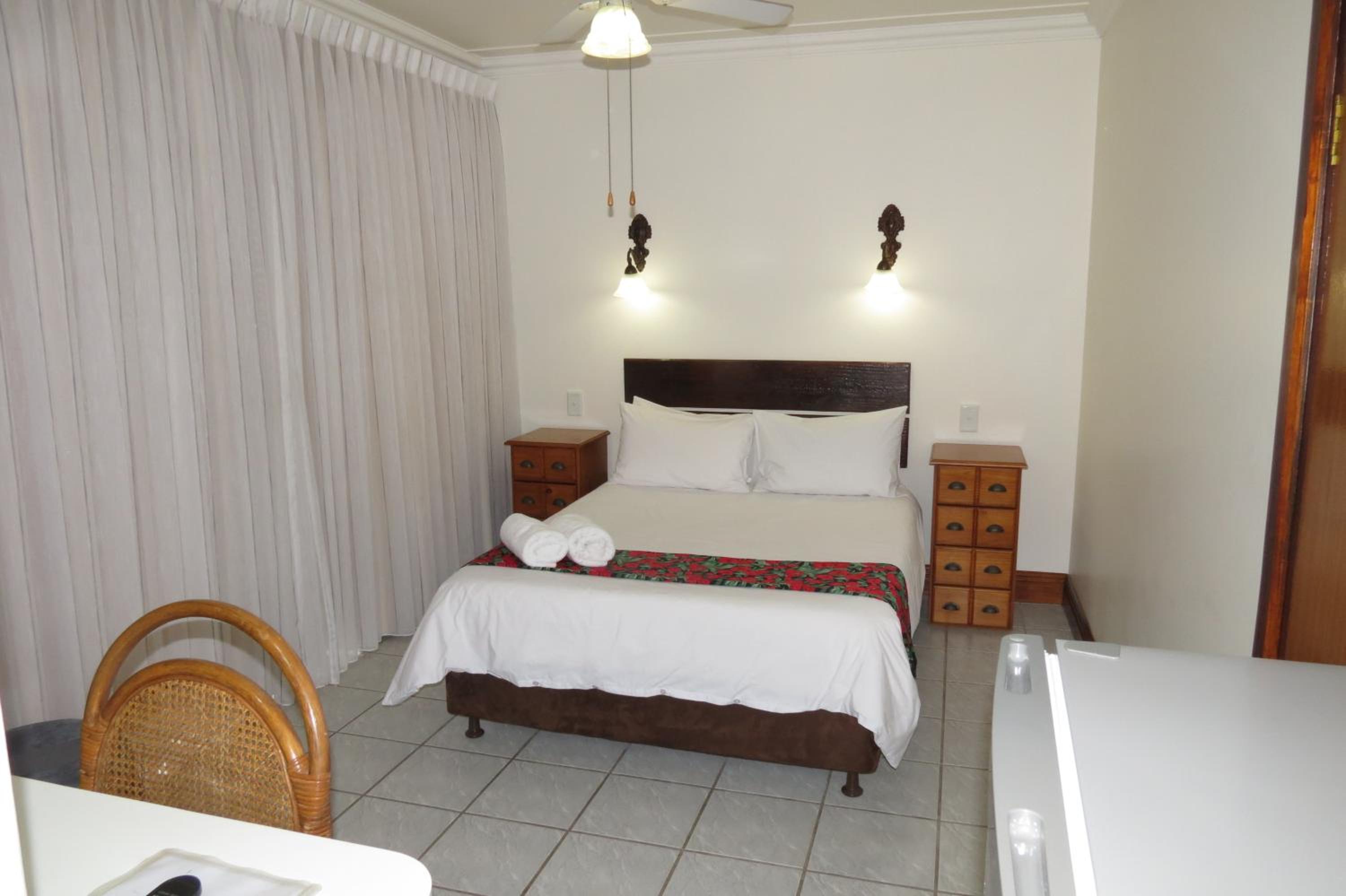 Double Room - Photo 2