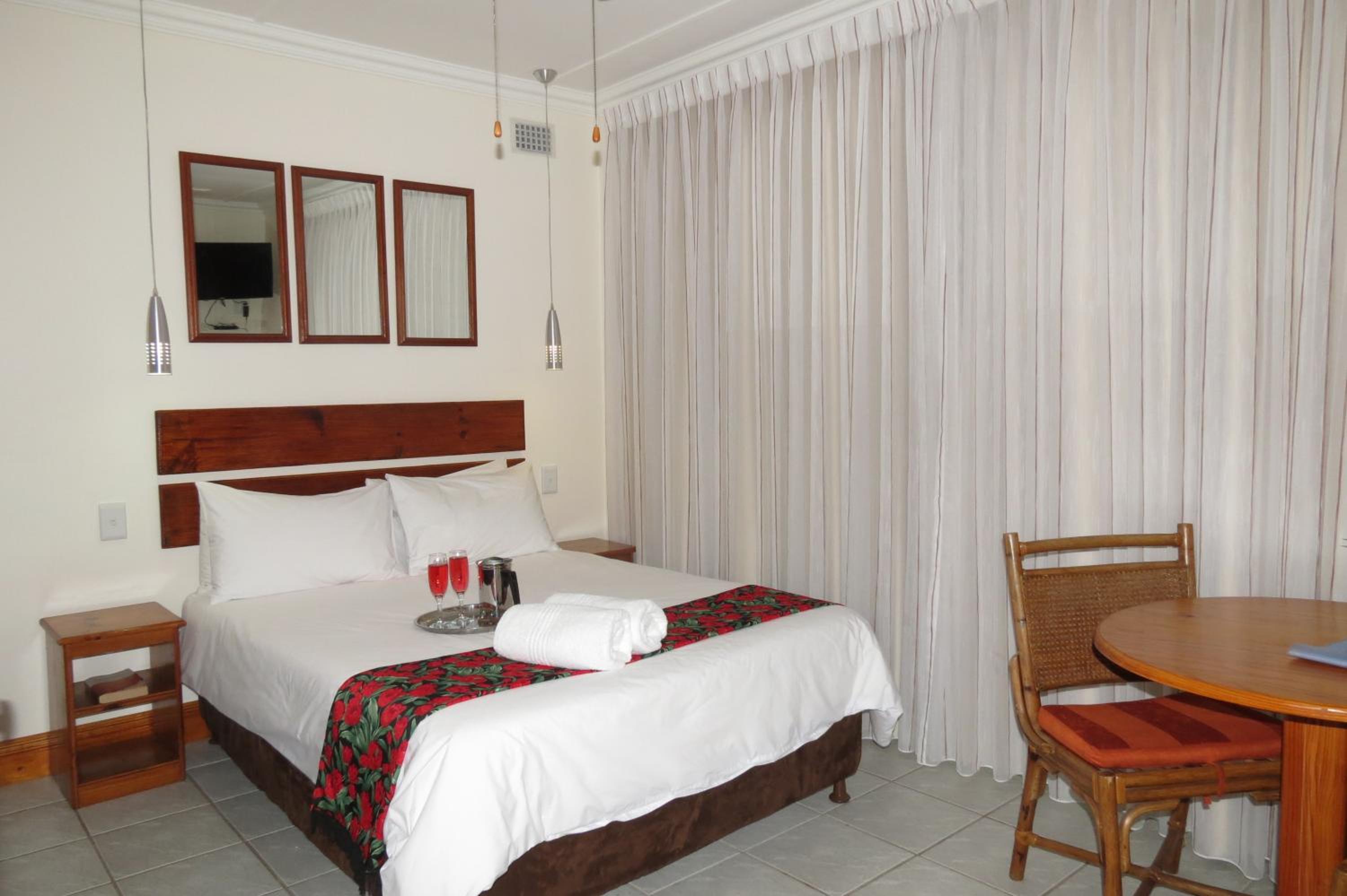 Double or Twin Room photo 1