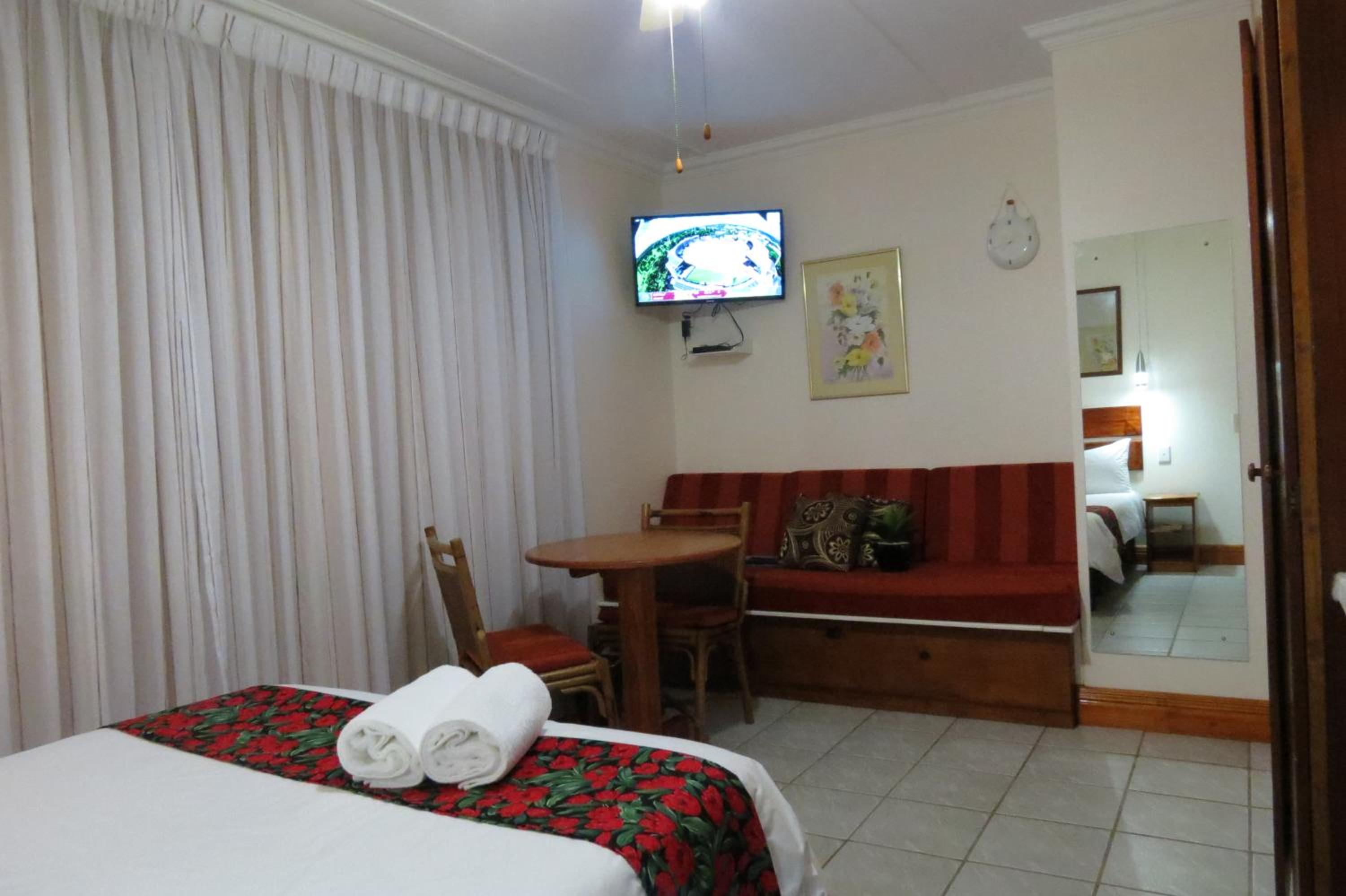 Double or Twin Room photo 2