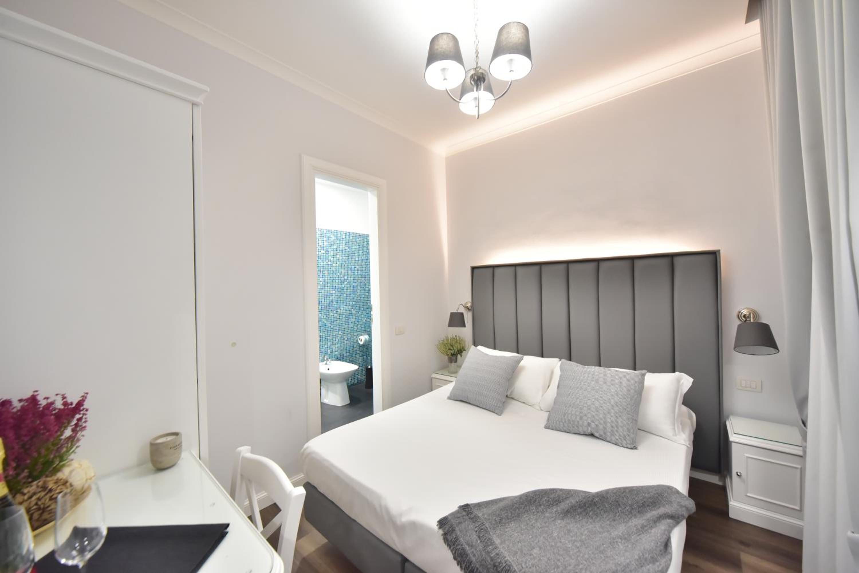 Standard Double Room photo 1