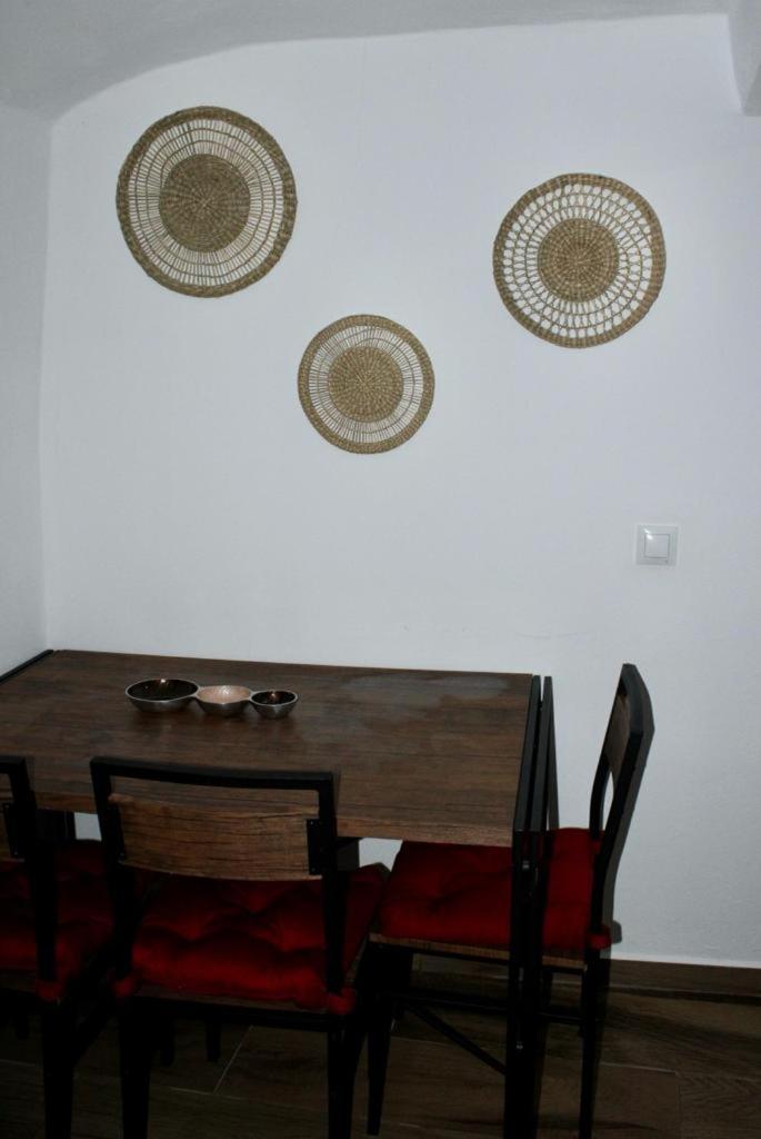 Two-Bedroom House photo 3