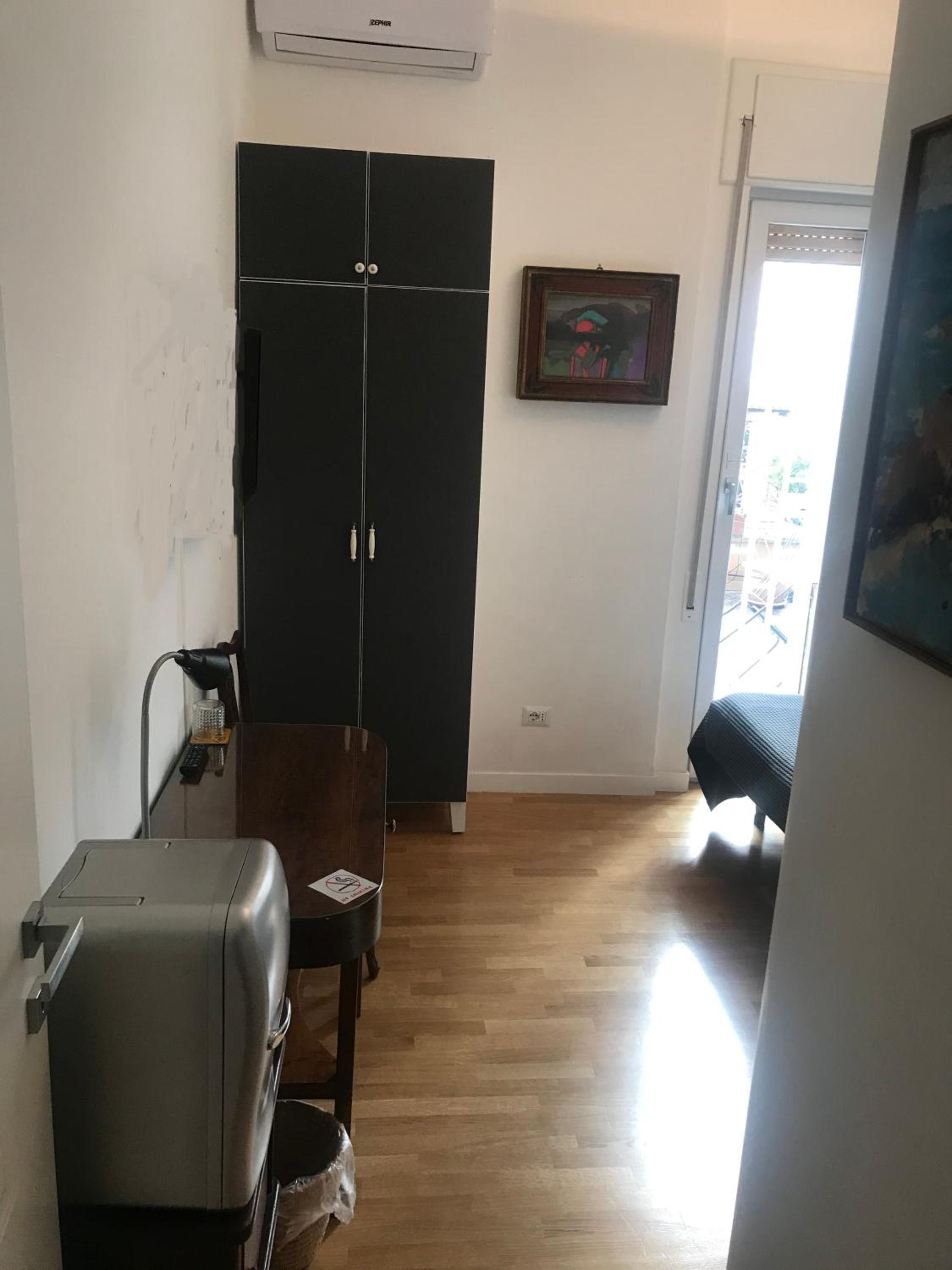 Double Room with Private Bathroom and Terrace