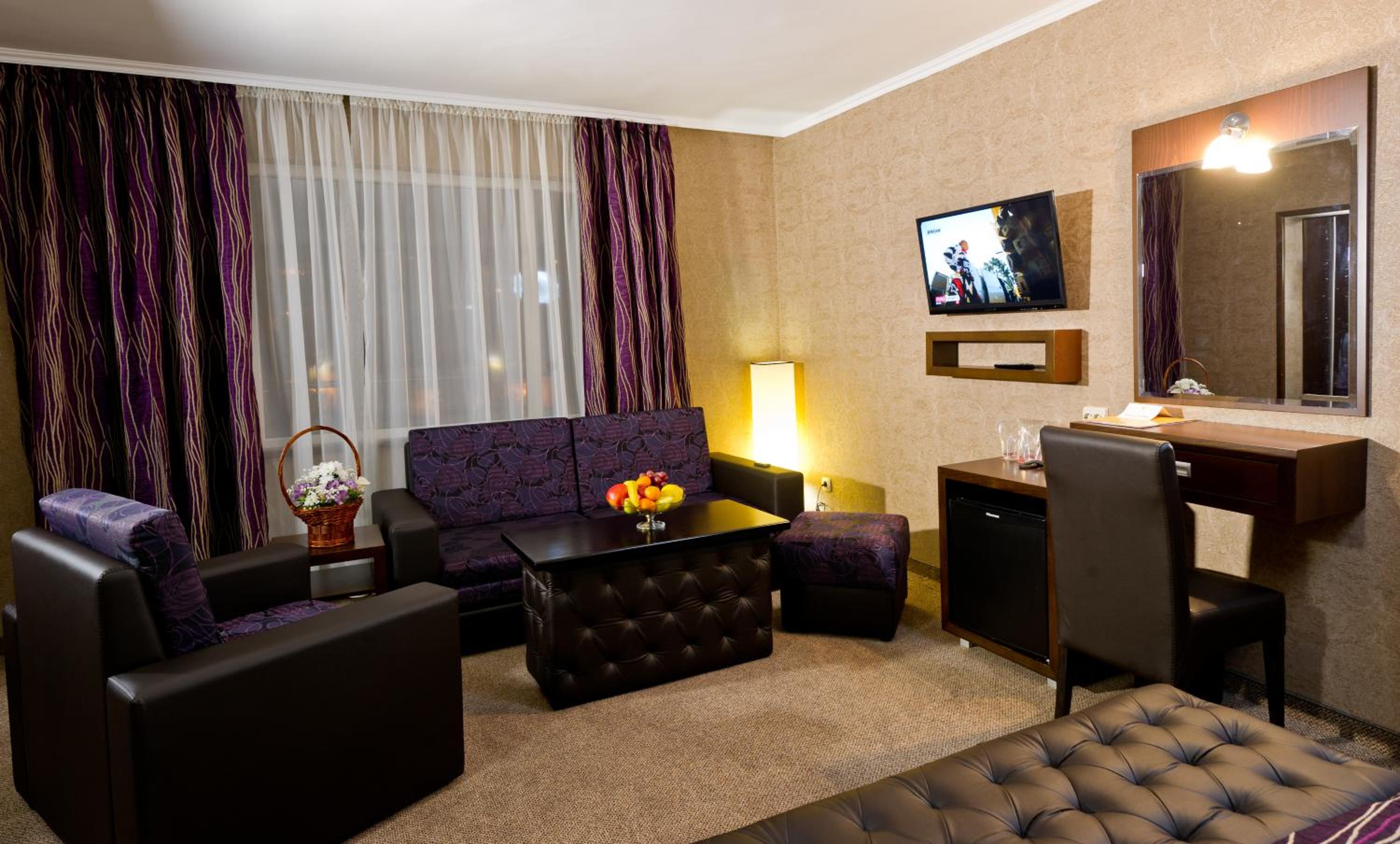 Junior Suite with Balcony photo 3