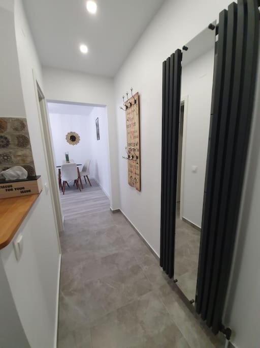 One-Bedroom Apartment - Photo 6