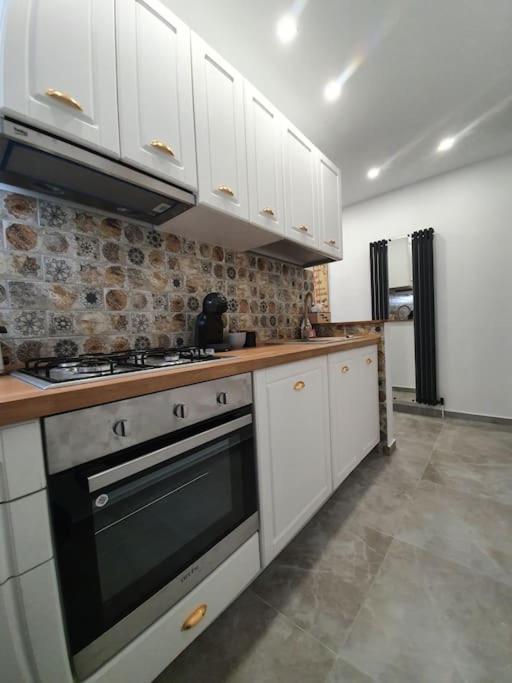 One-Bedroom Apartment - Photo 9