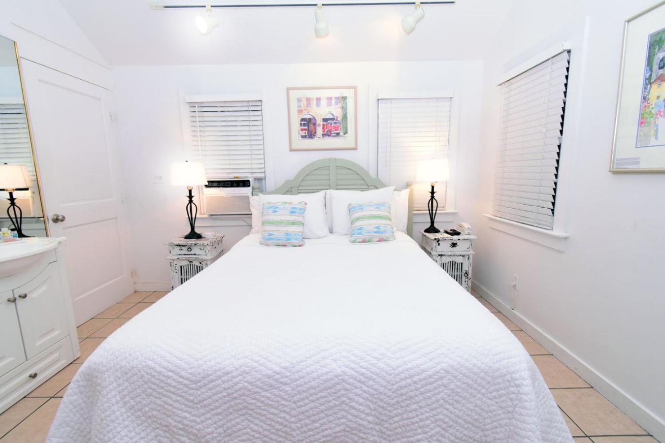 Queen Room - Photo 4