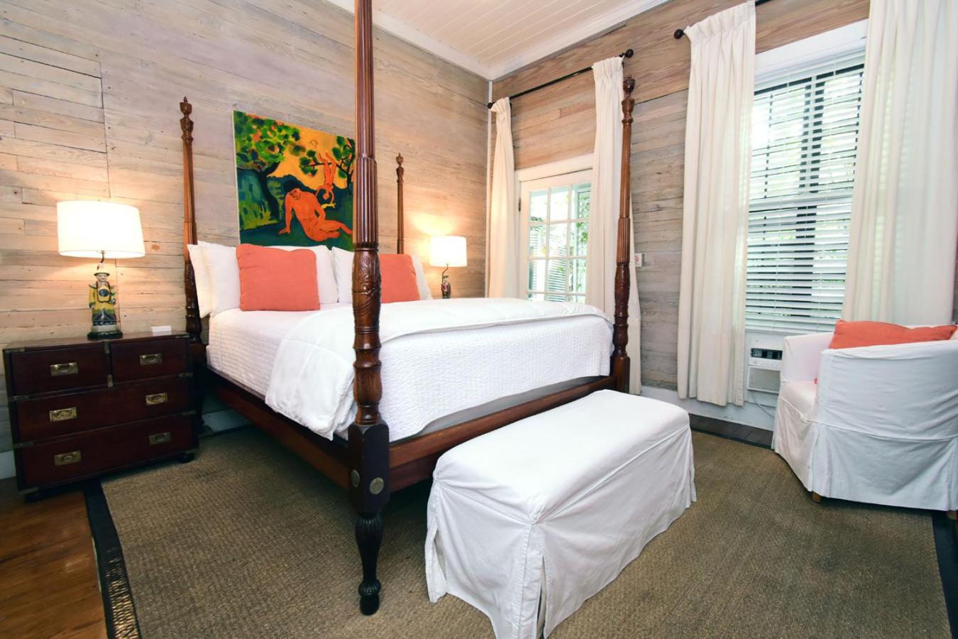 Queen Room - Photo 3