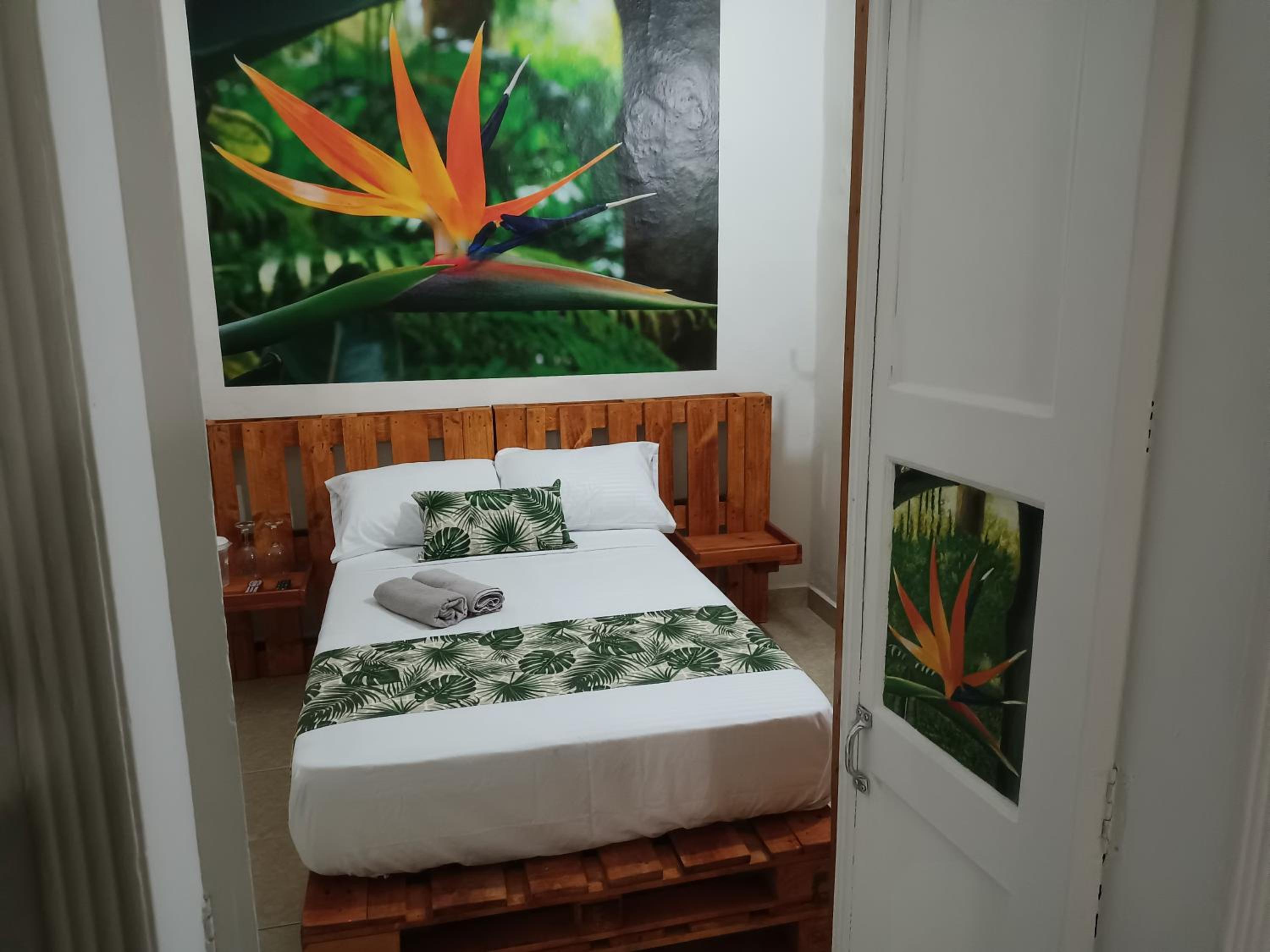 Double Room with Shared Bathroom photo 3