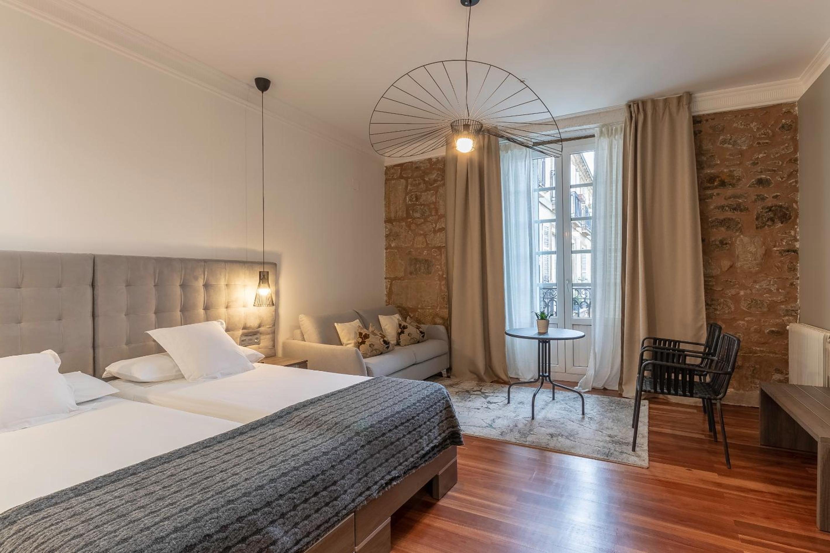 Habitación Doble con Baño Privado