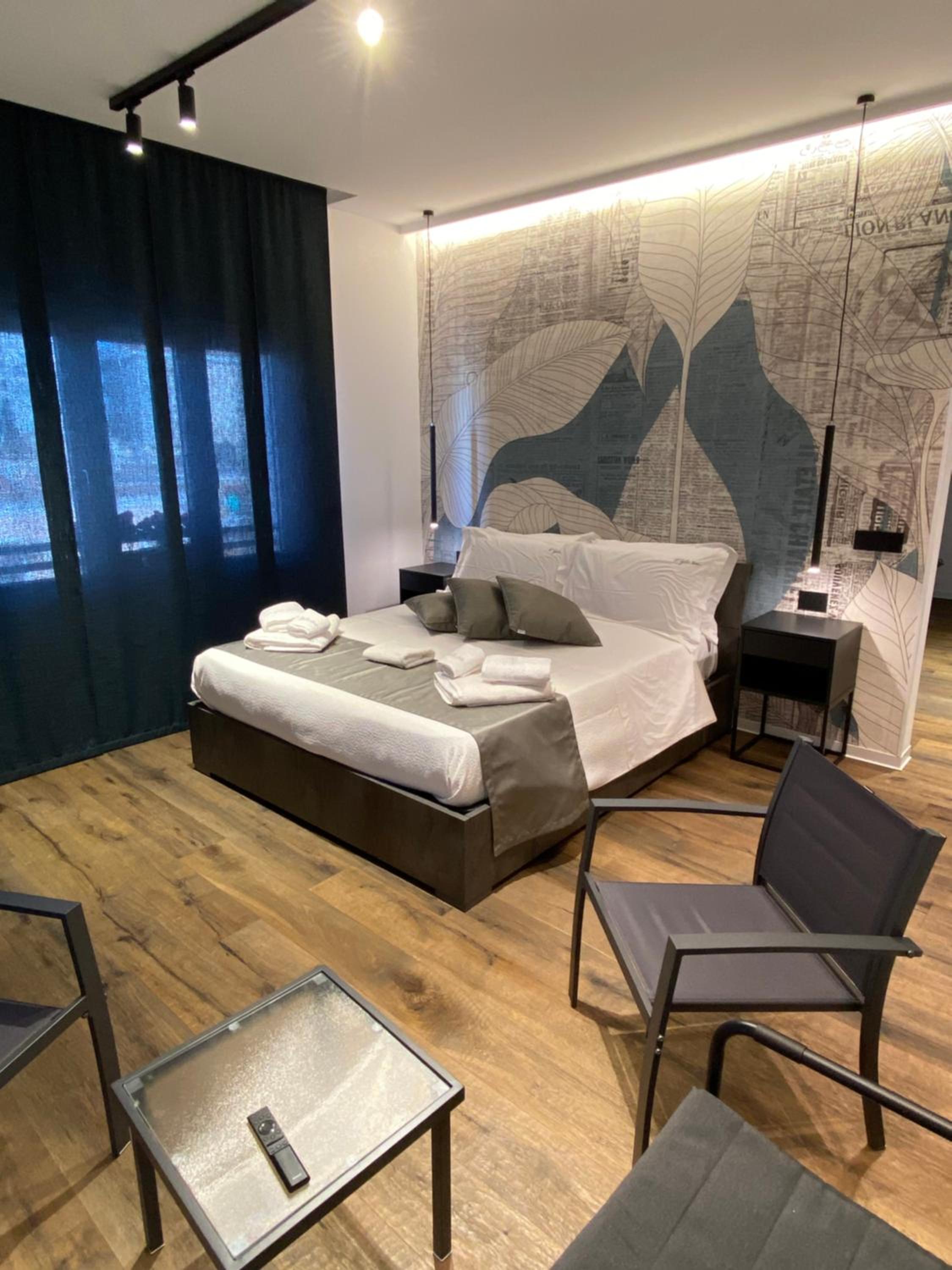 Superior King Room