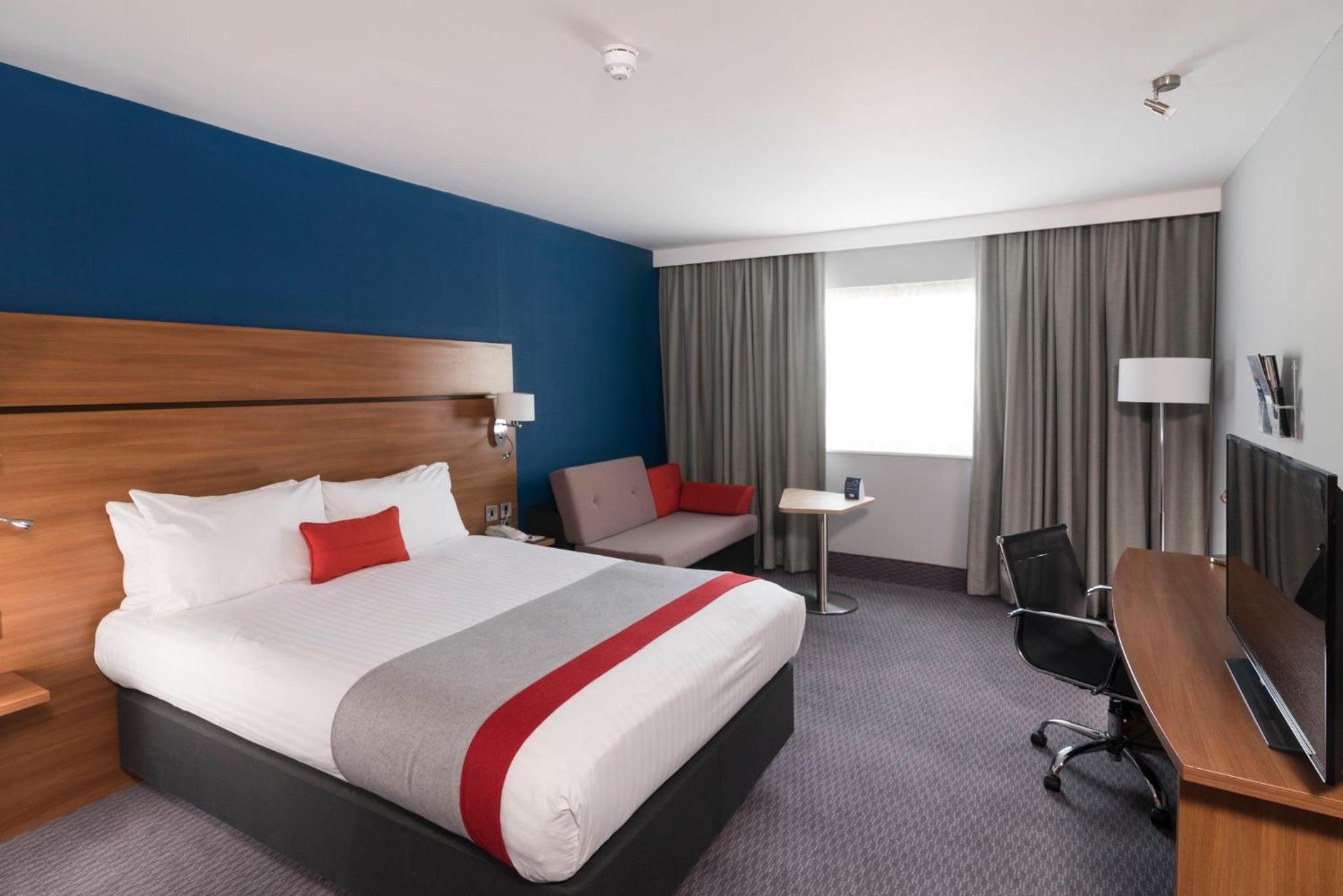Standard Double Room with Free Hot Breakfast - Photo 1