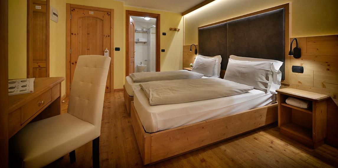 Double or Twin Room - Photo 1