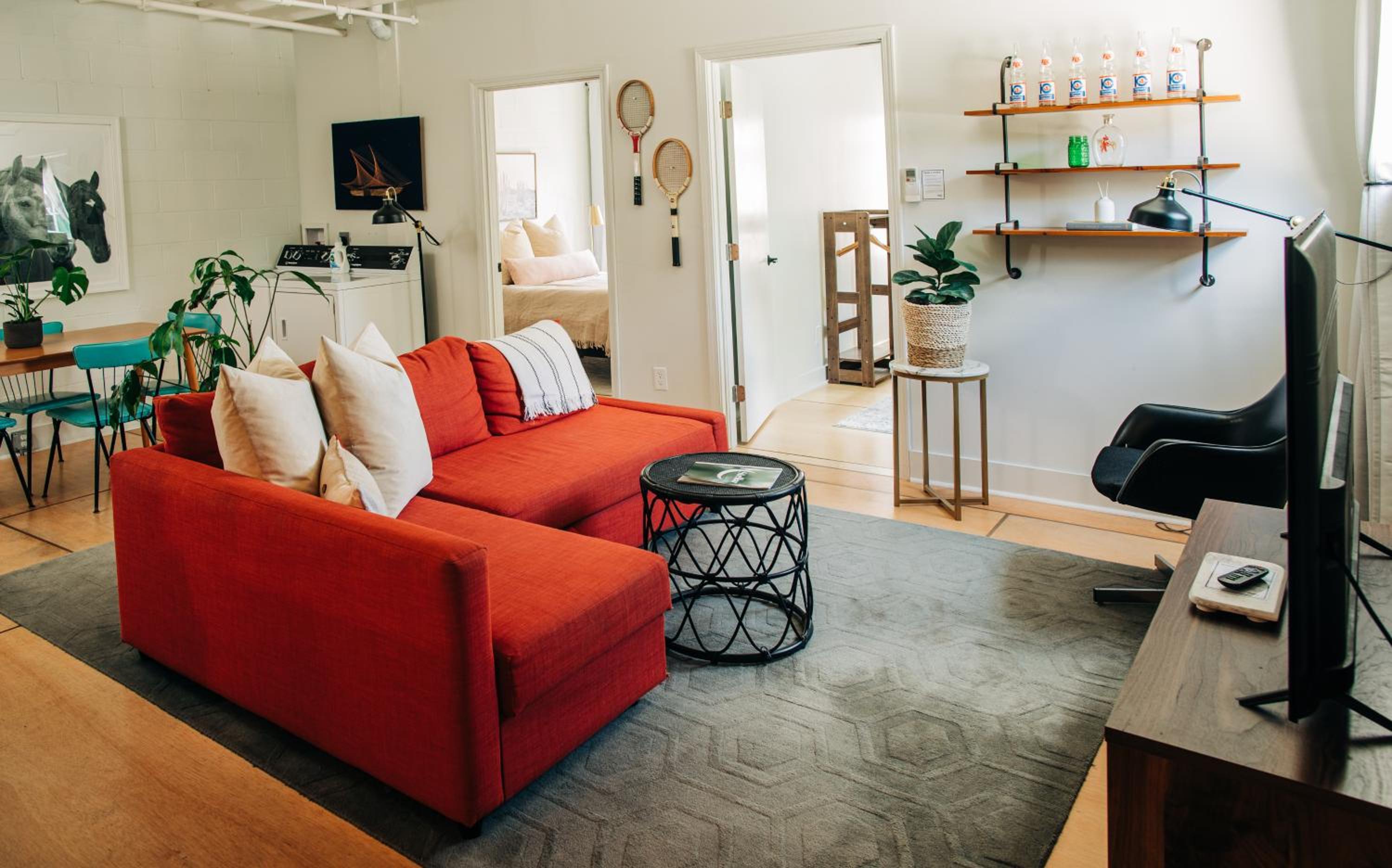 Two-Bedroom Suite - Photo 8