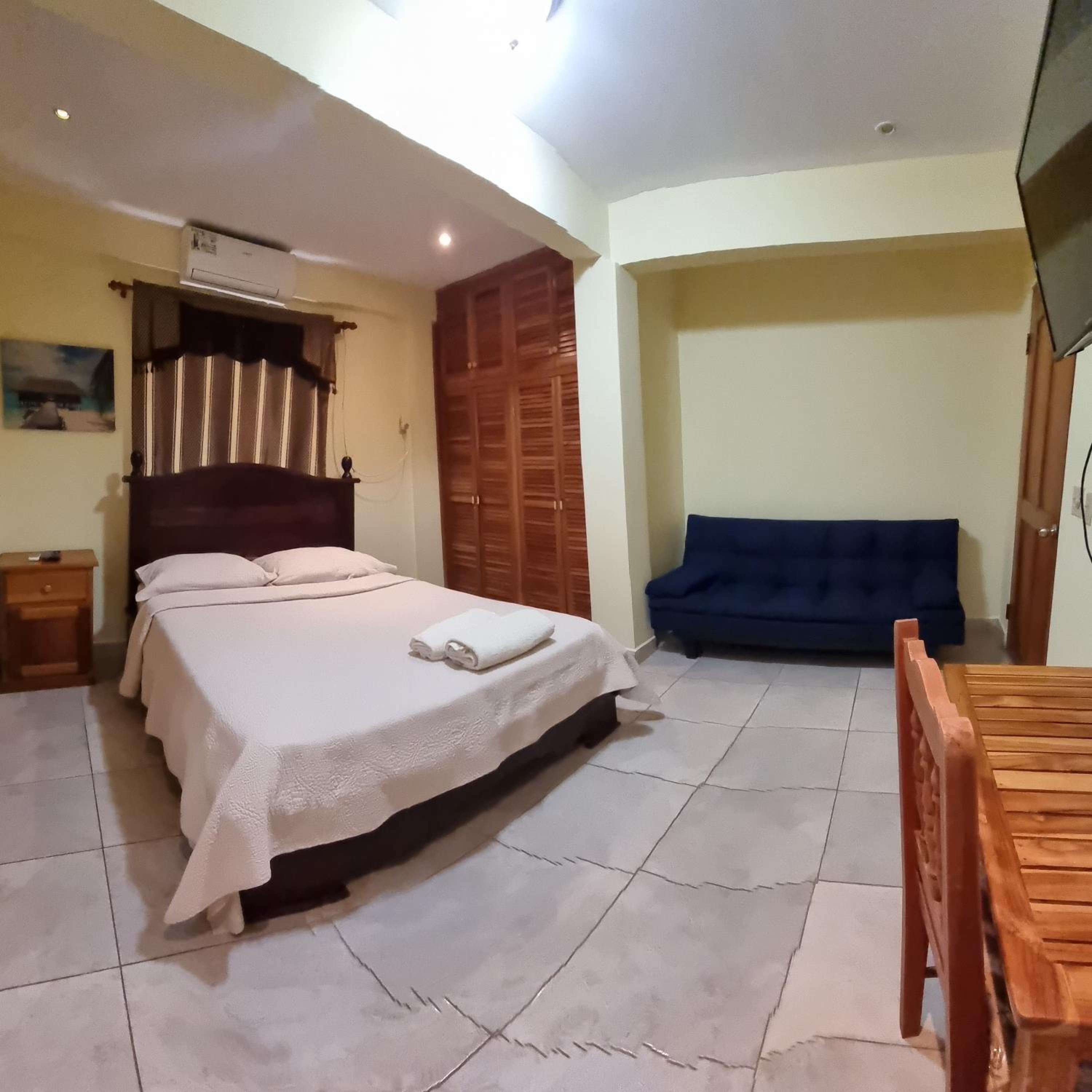 Basic Double Room photo 1
