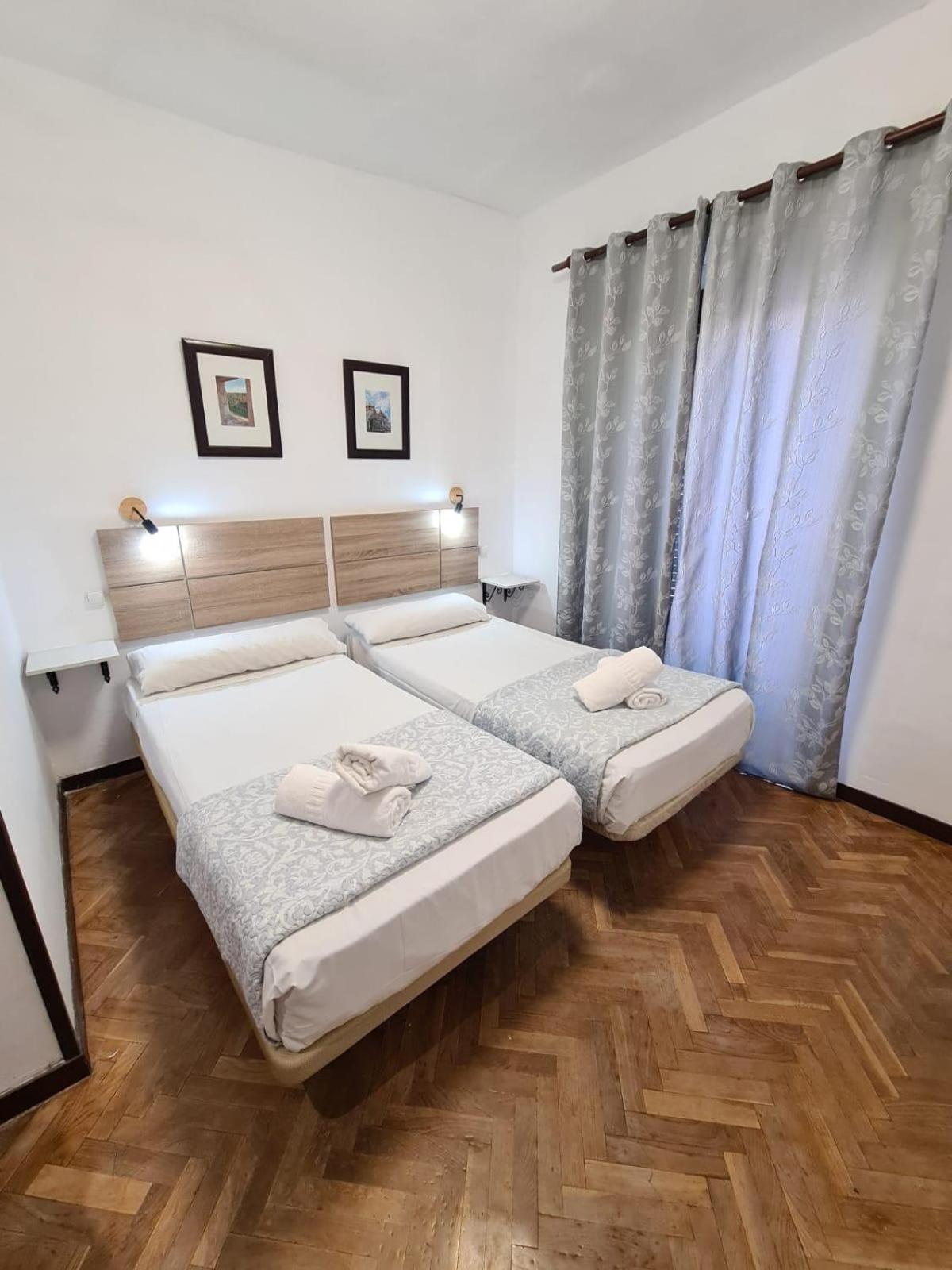 Double or Twin Room - Photo 1