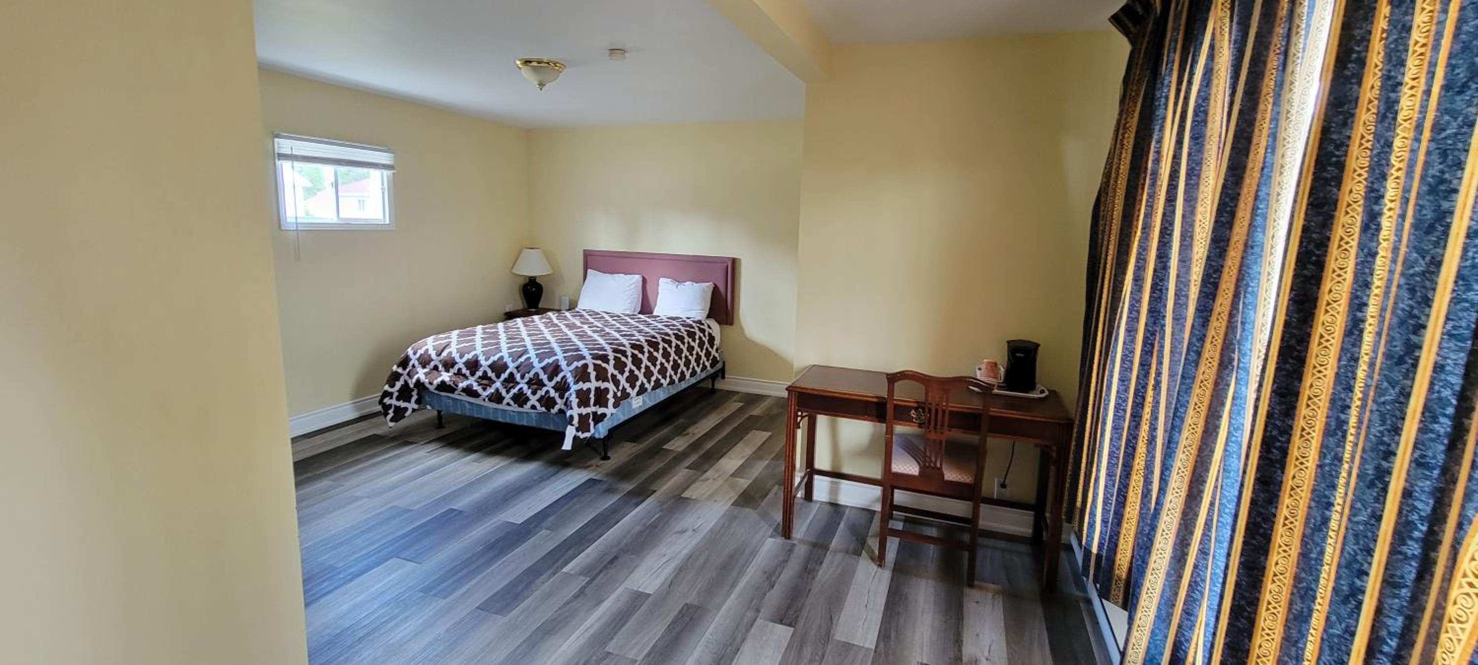 Single Room photo 2