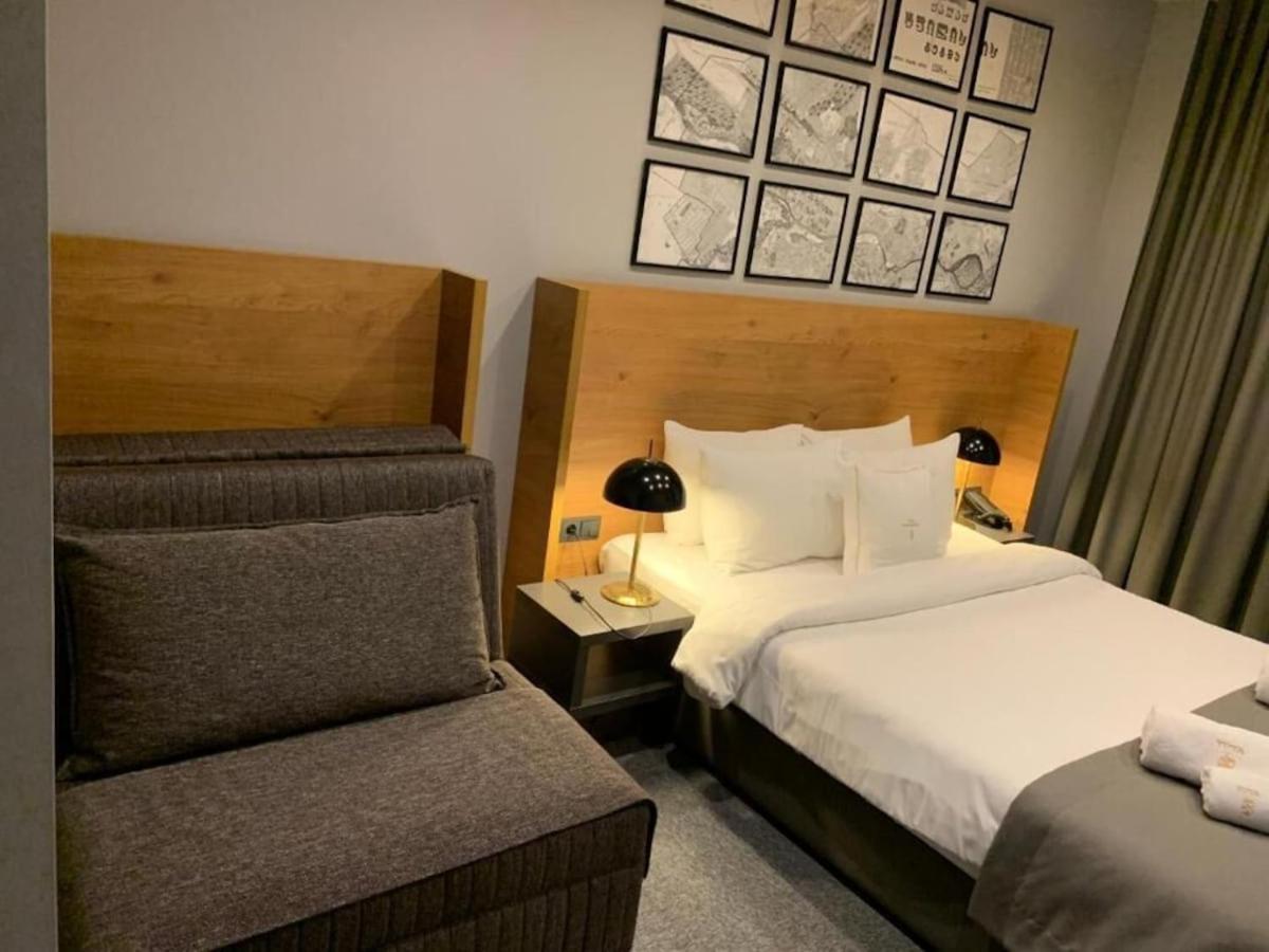 Economy Triple Room - Photo 2