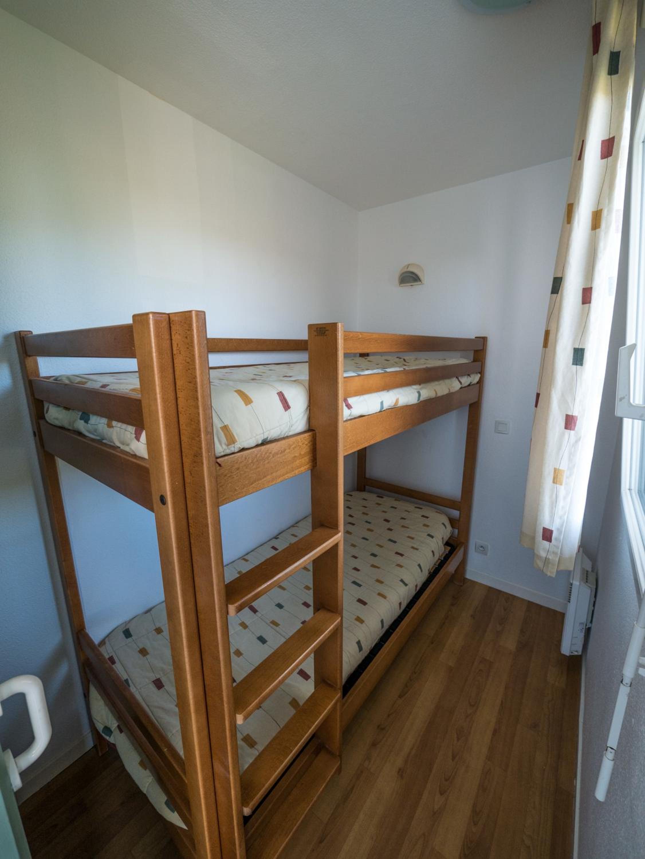 Studio (4 Adults)