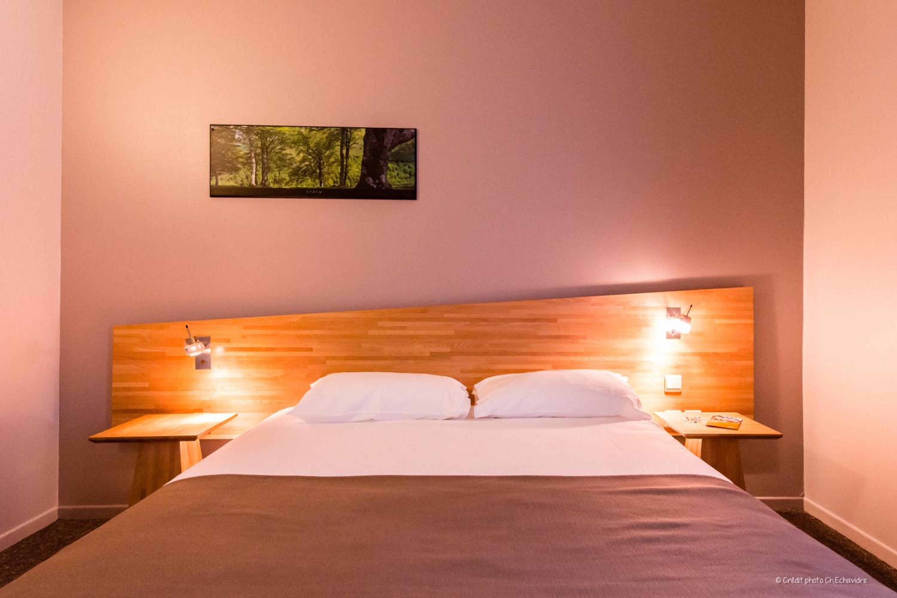 Double Room - Photo 7