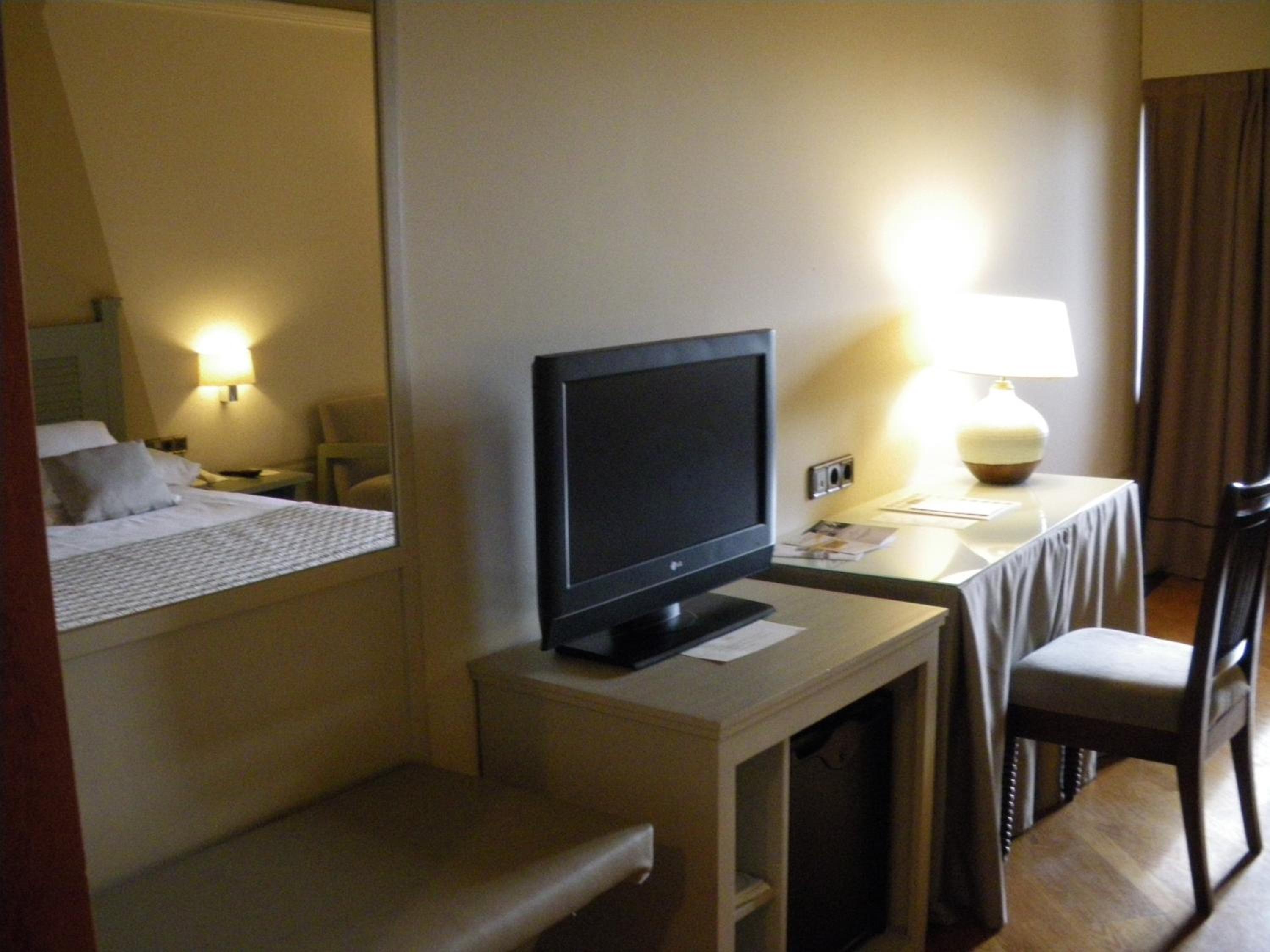 Standard Double Room - Photo 4