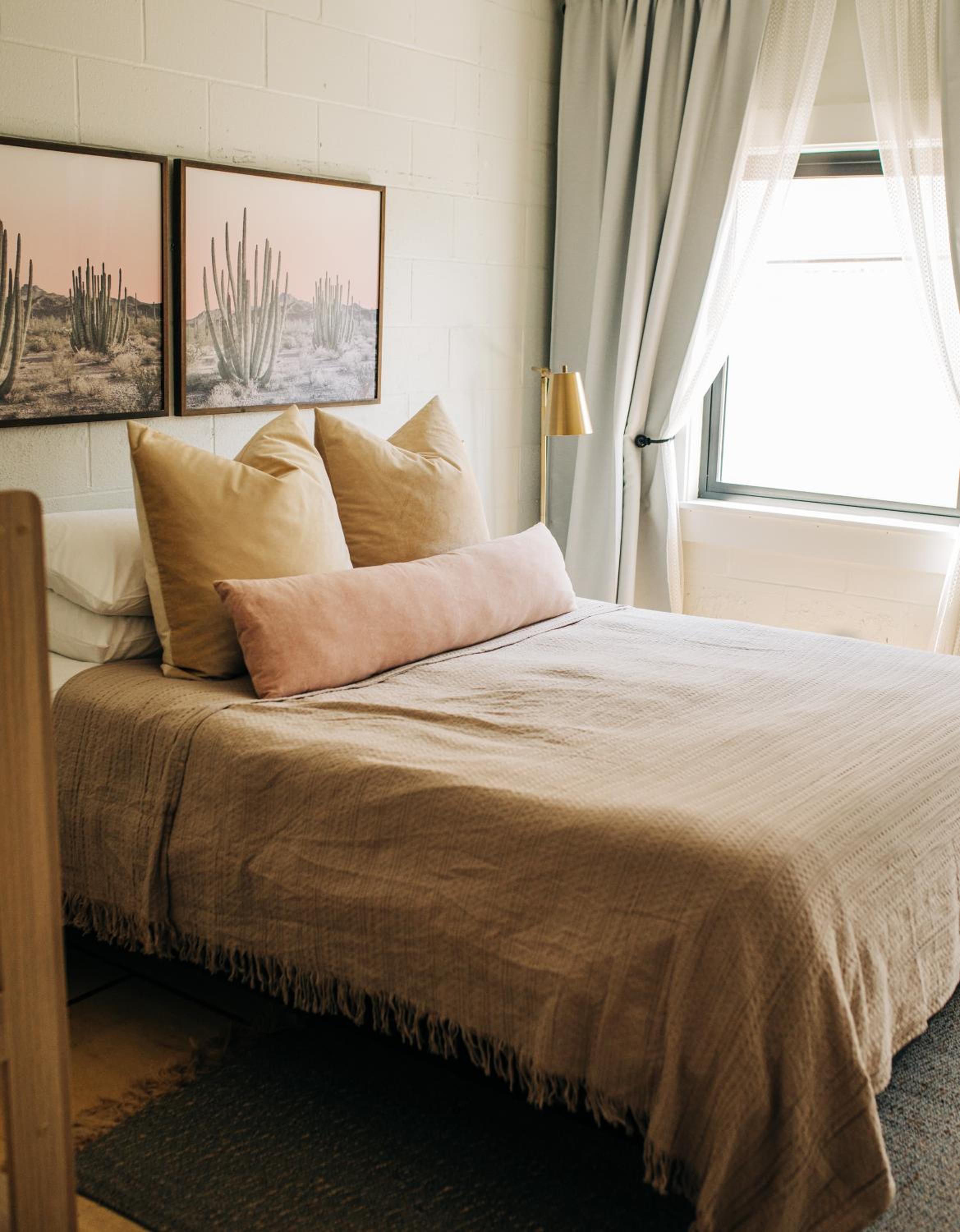 Two-Bedroom Suite - Photo 23