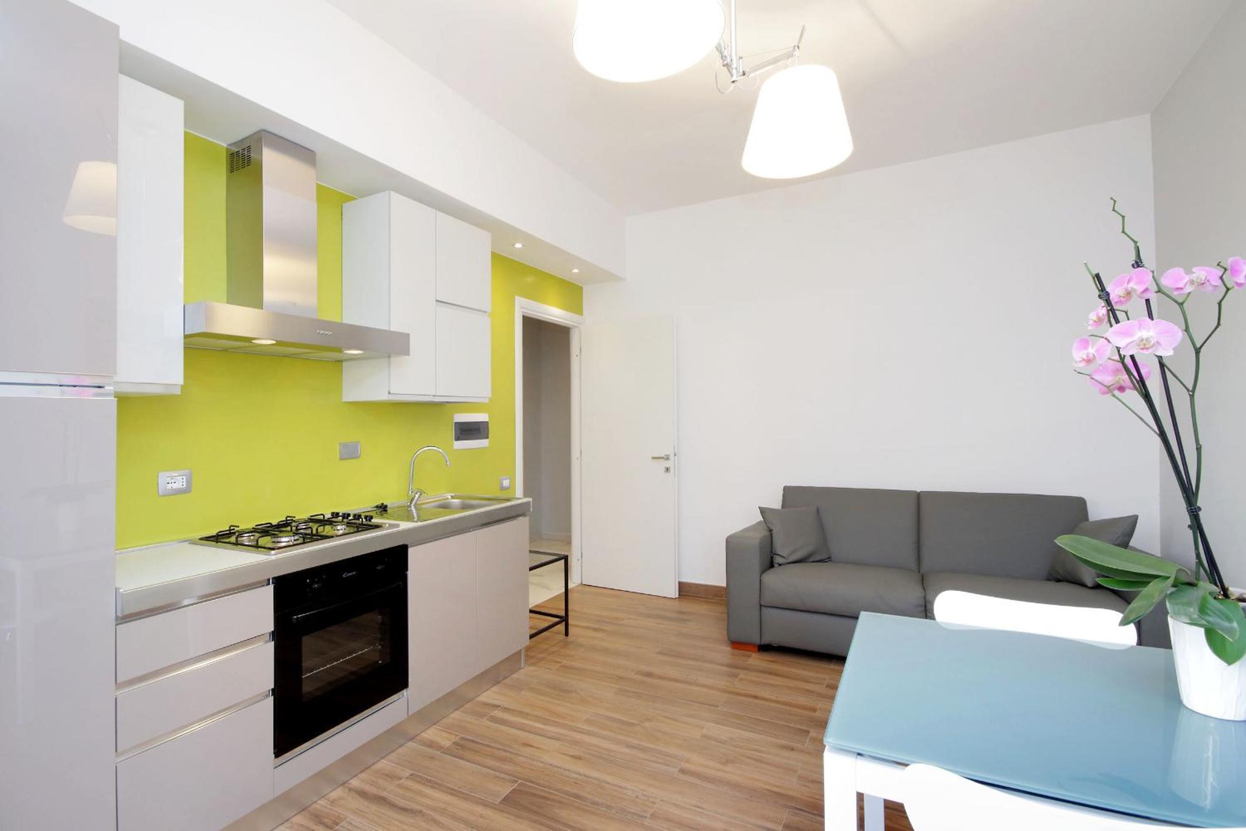 Three-Bedroom Apartment photo 2