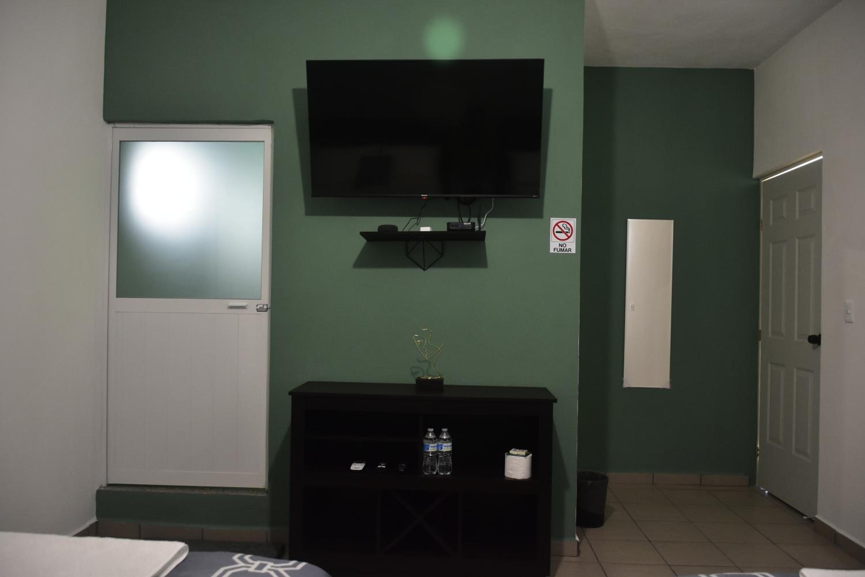 Deluxe Double Room - Photo 3