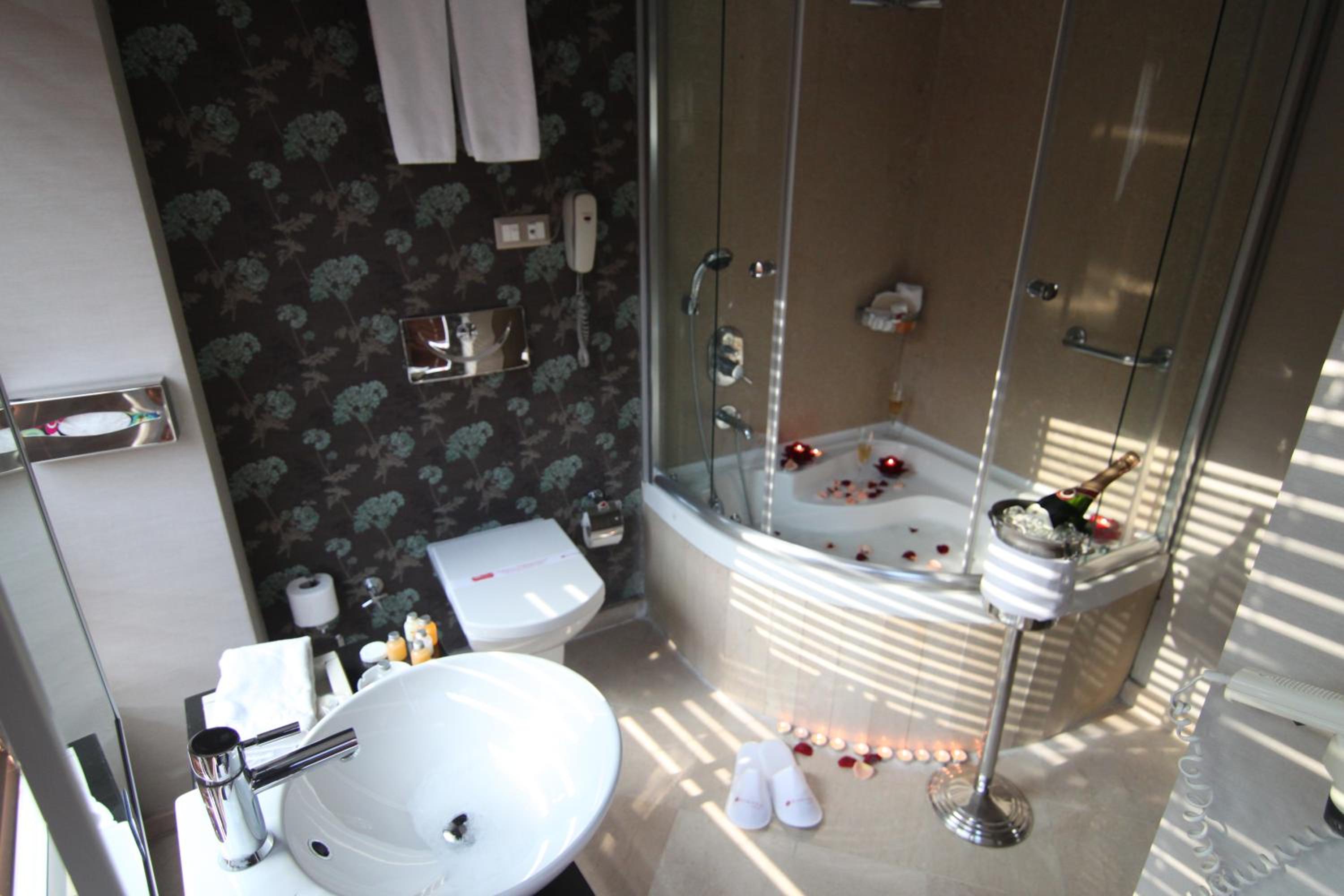 Deluxe Double Room - Photo 5